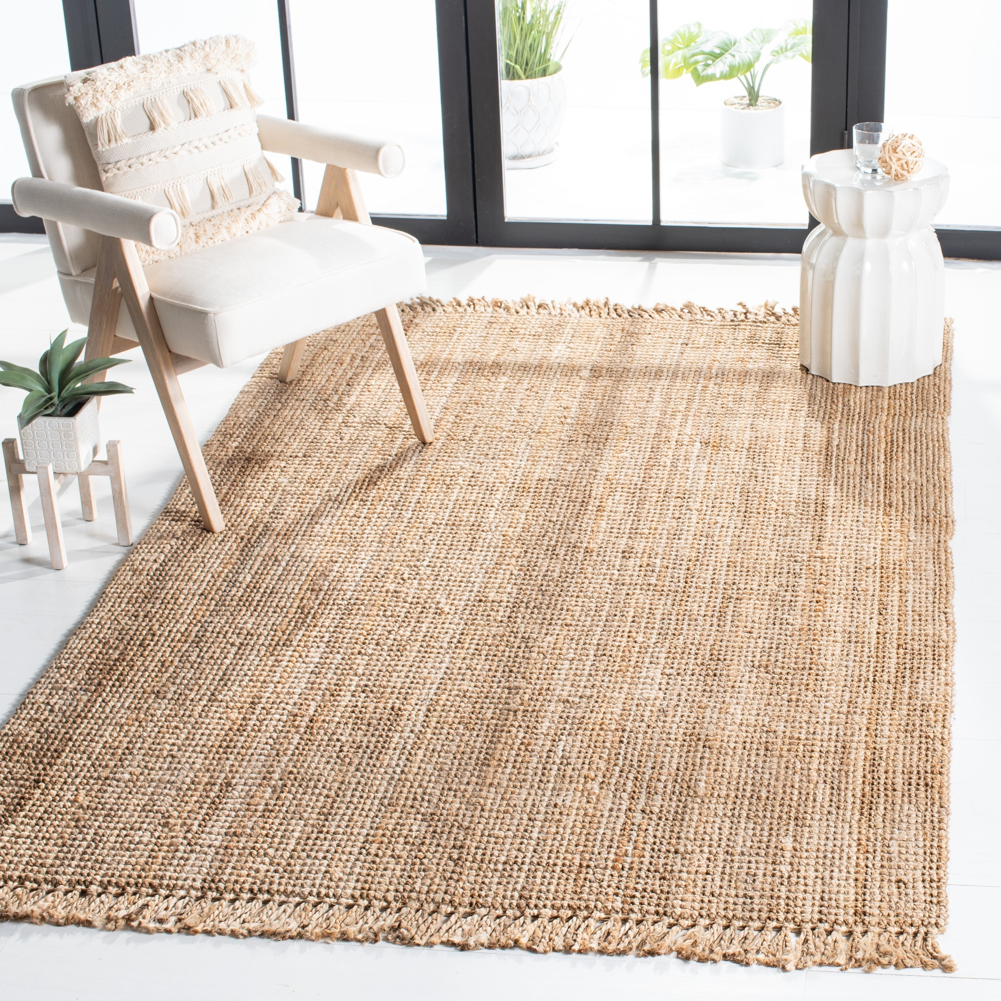 Tapis Mirnesa en jute fait main en fibre naturelle avec franges SAFAVIEH