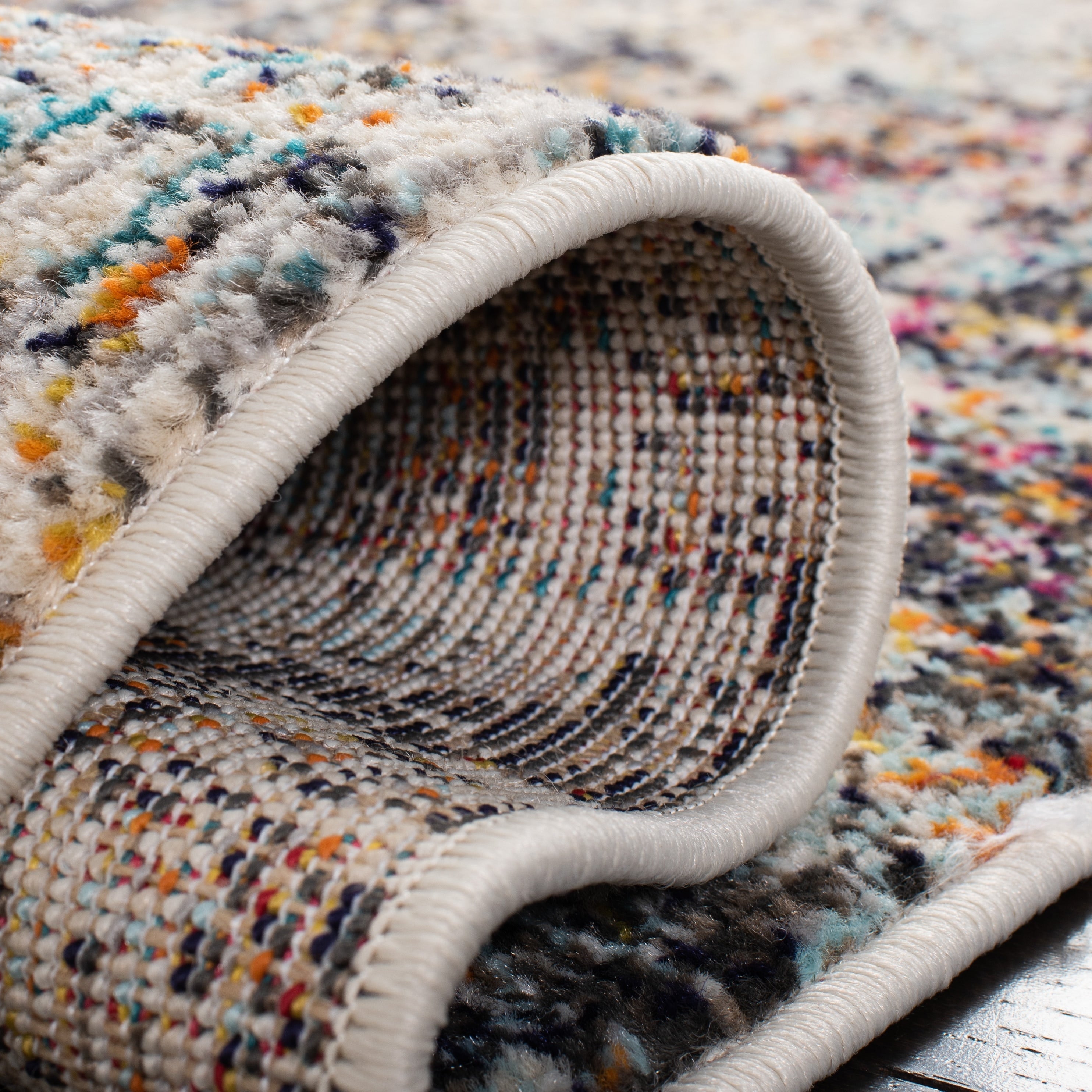 Tapis abstrait moderne SAFAVIEH Madison Coleen