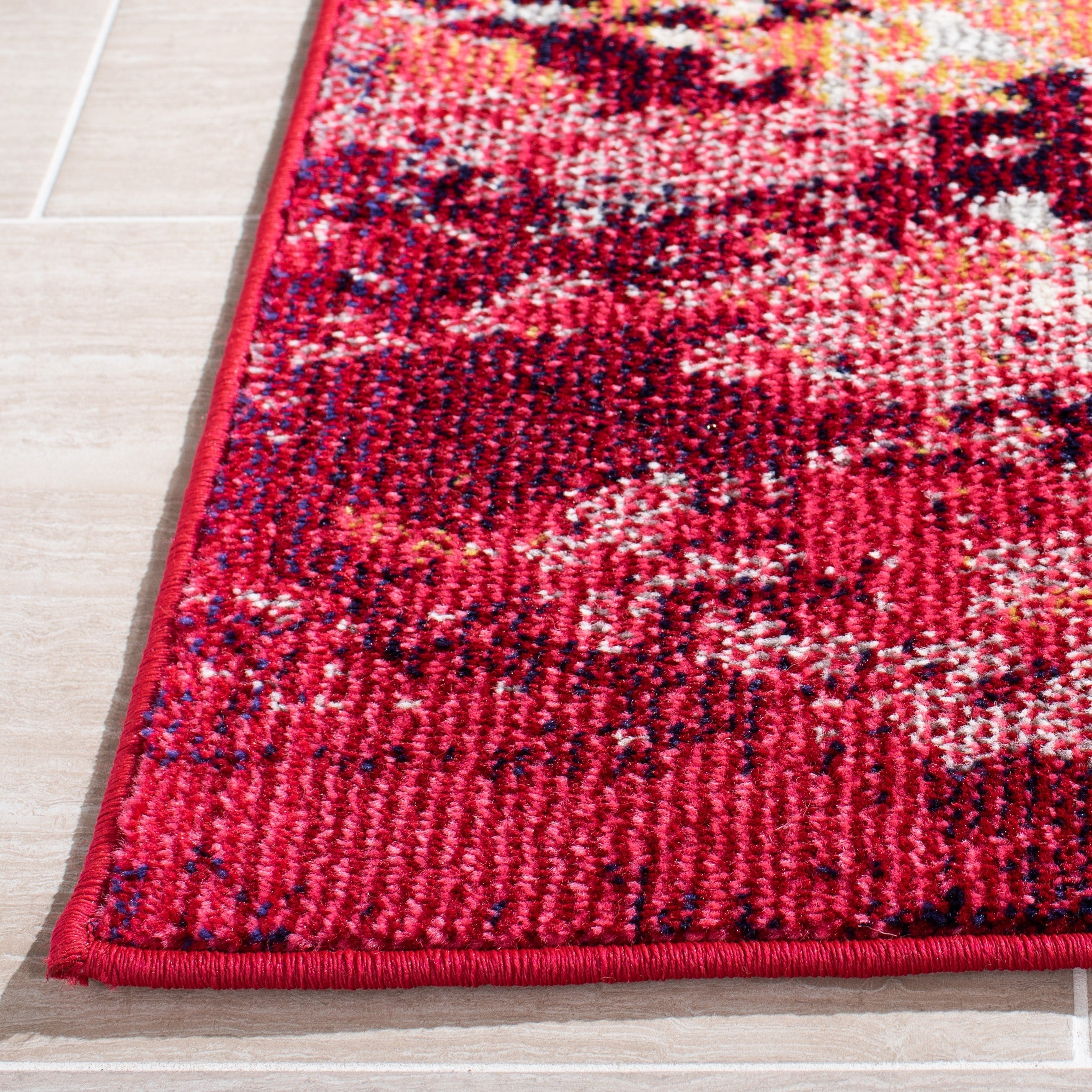 Tapis abstrait moderne SAFAVIEH Madison Lawanda