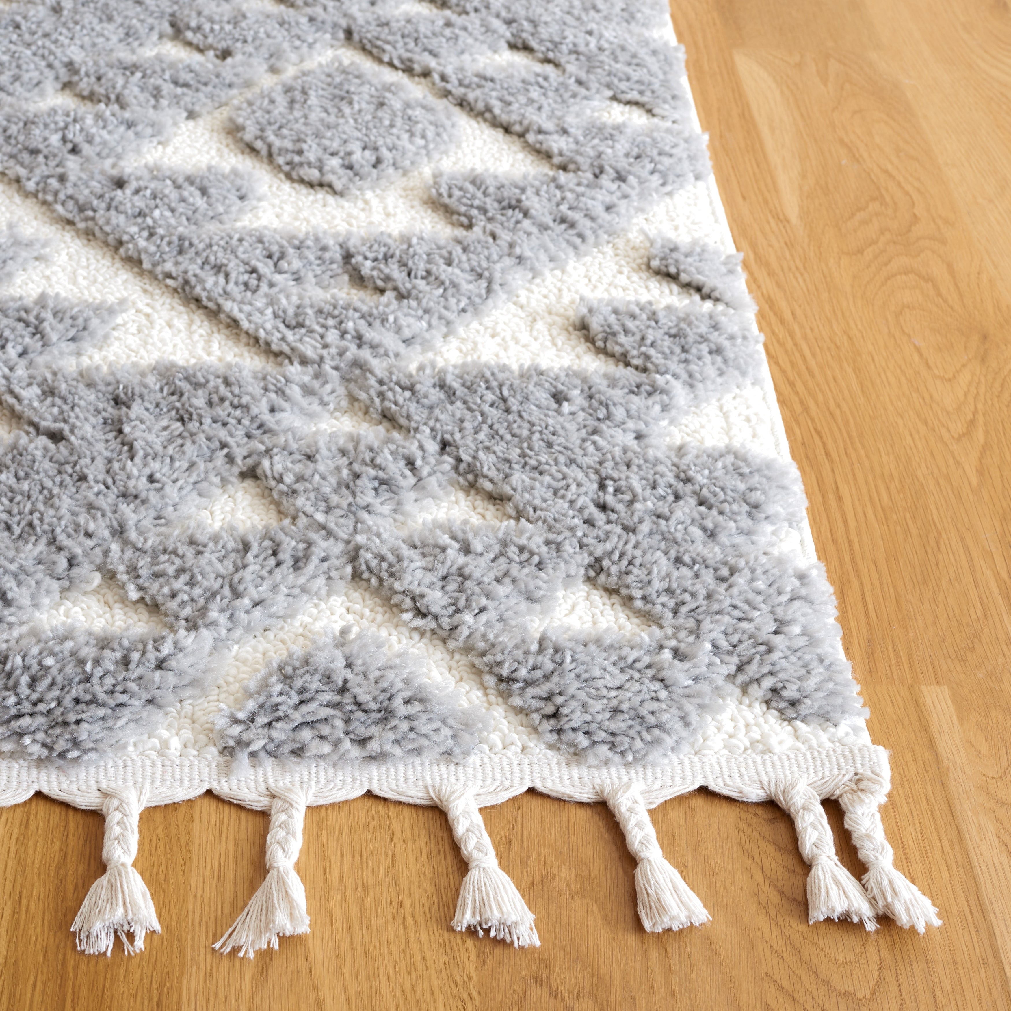 Tapis marocain à poils longs SAFAVIEH Delores, 5 cm d'épaisseur