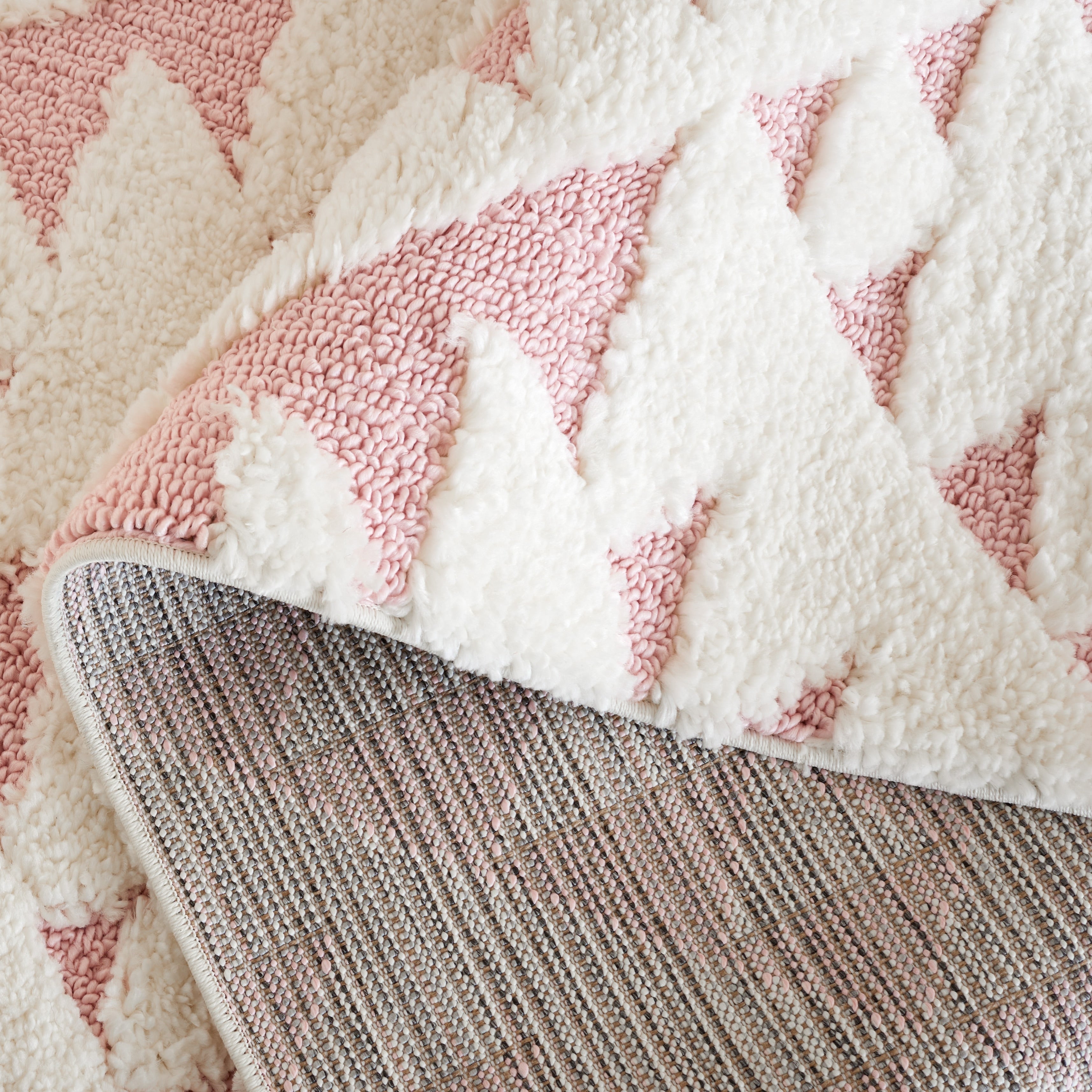 Tapis marocain à poils longs SAFAVIEH Delores, 5 cm d'épaisseur