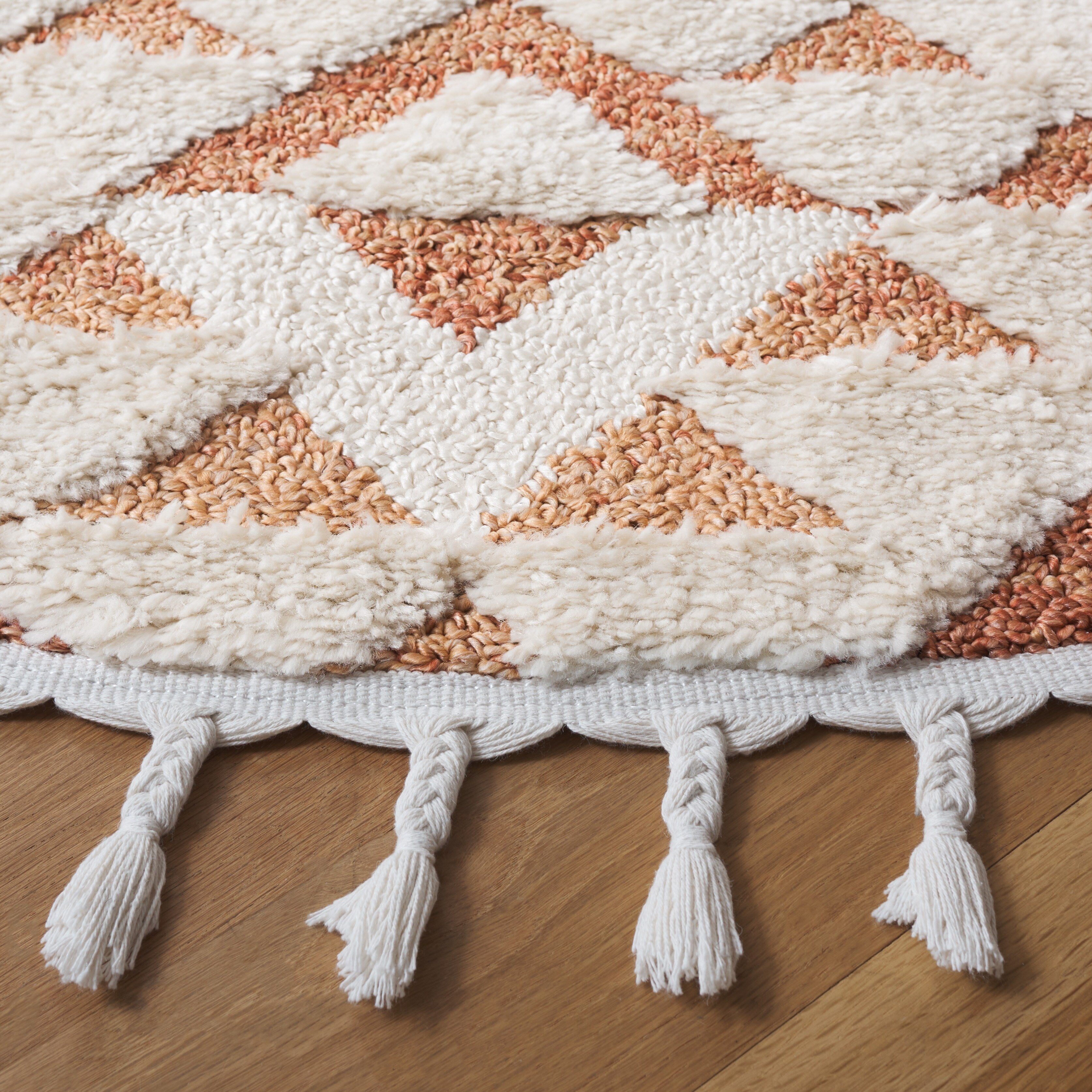 Tapis marocain à poils longs SAFAVIEH Delores, 5 cm d'épaisseur