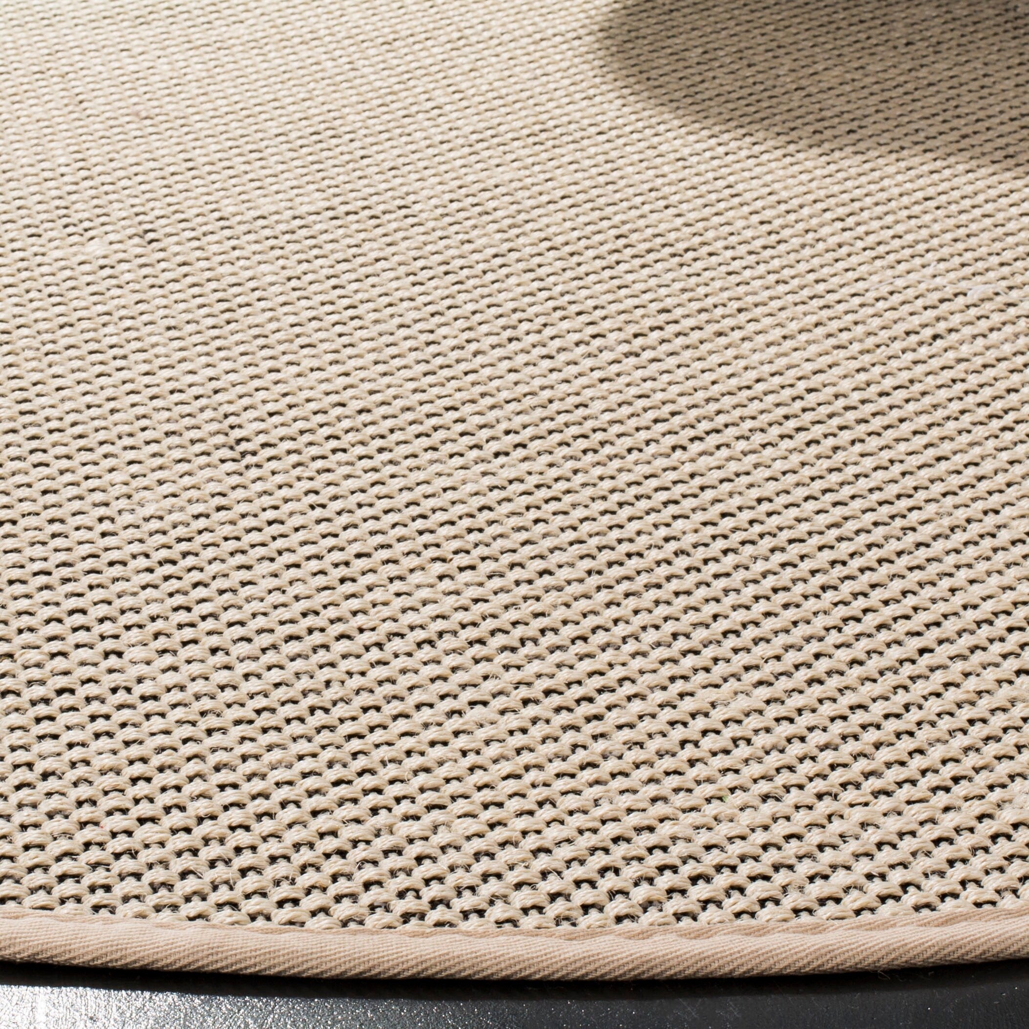 Tapis en jonc de mer Consuelo en fibres naturelles SAFAVIEH