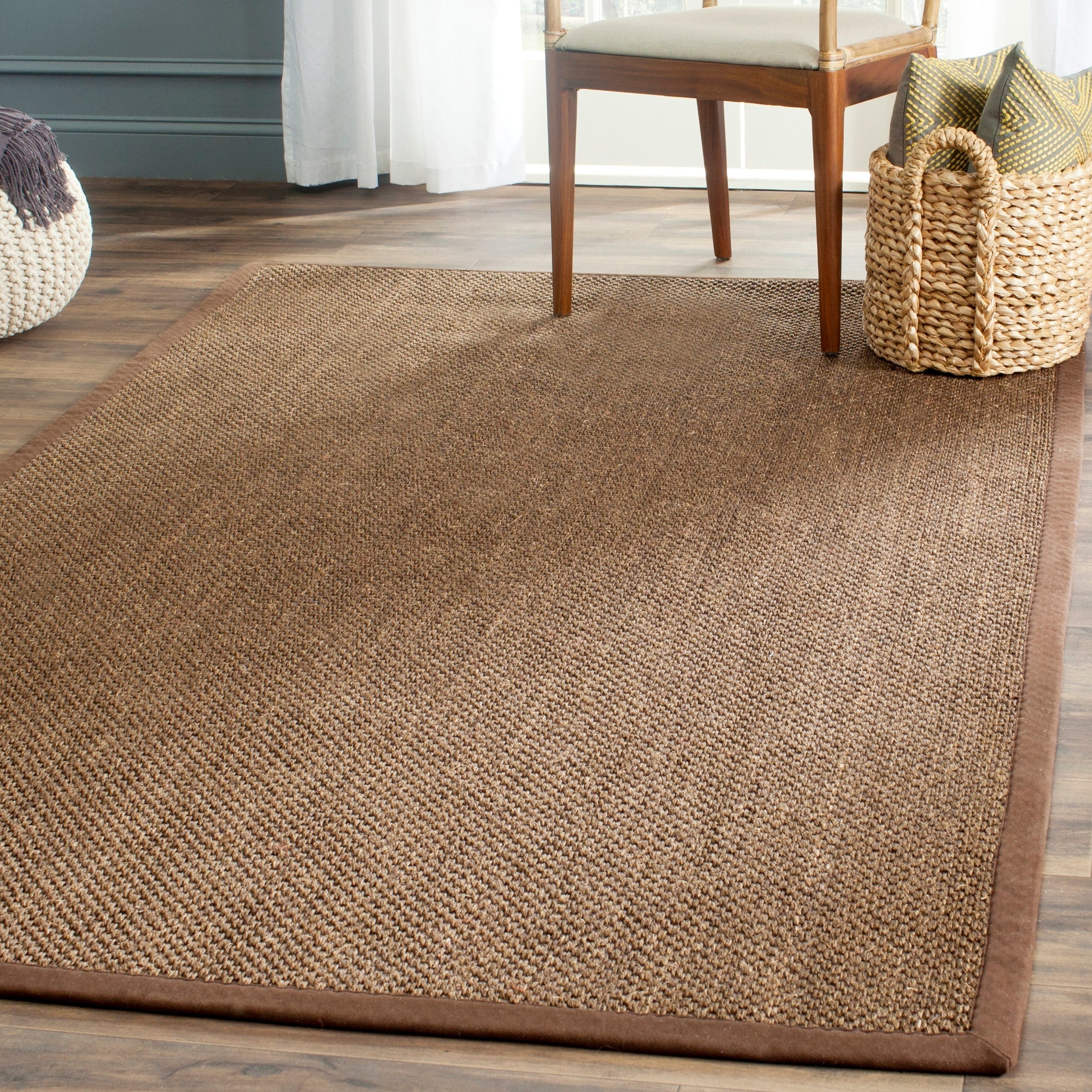 Tapis à bordure en sisal Elmyra en fibre naturelle SAFAVIEH