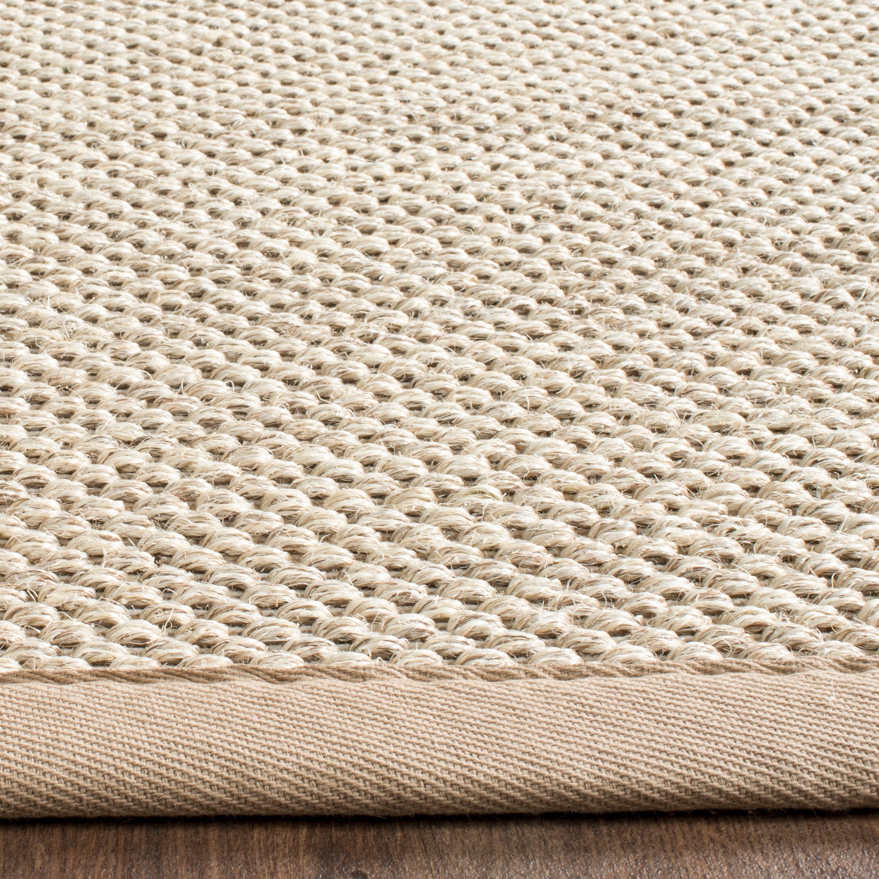 Tapis en sisal à bordure décontractée Lorine en fibre naturelle SAFAVIEH