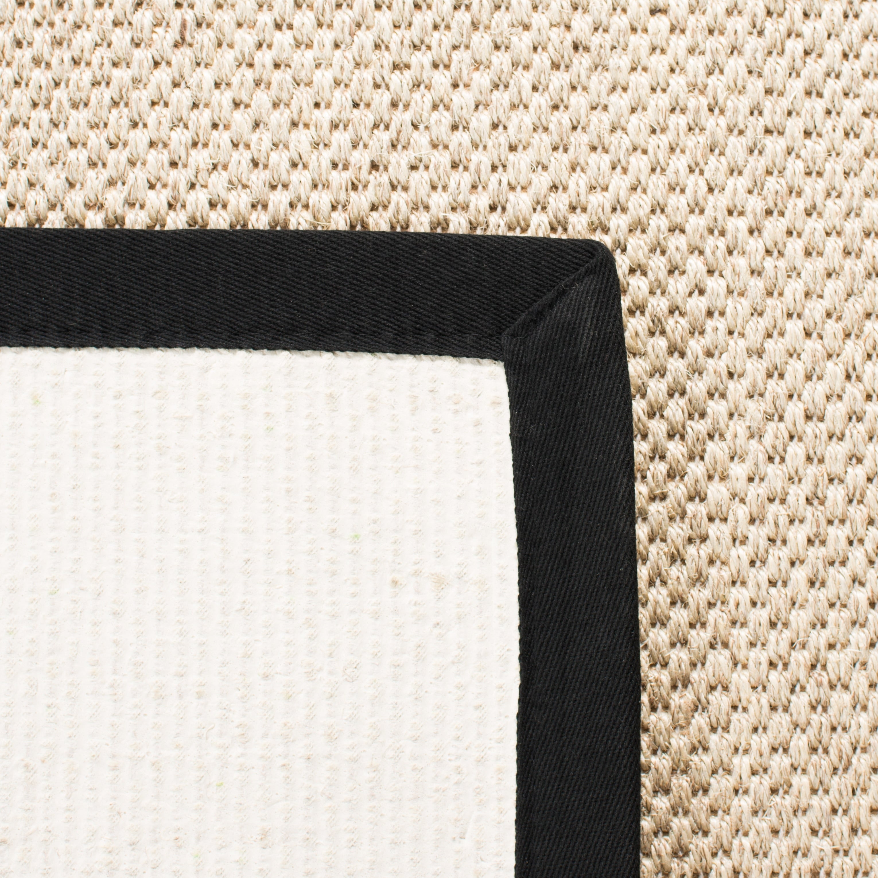 Tapis en sisal à bordure décontractée Lorine en fibre naturelle SAFAVIEH