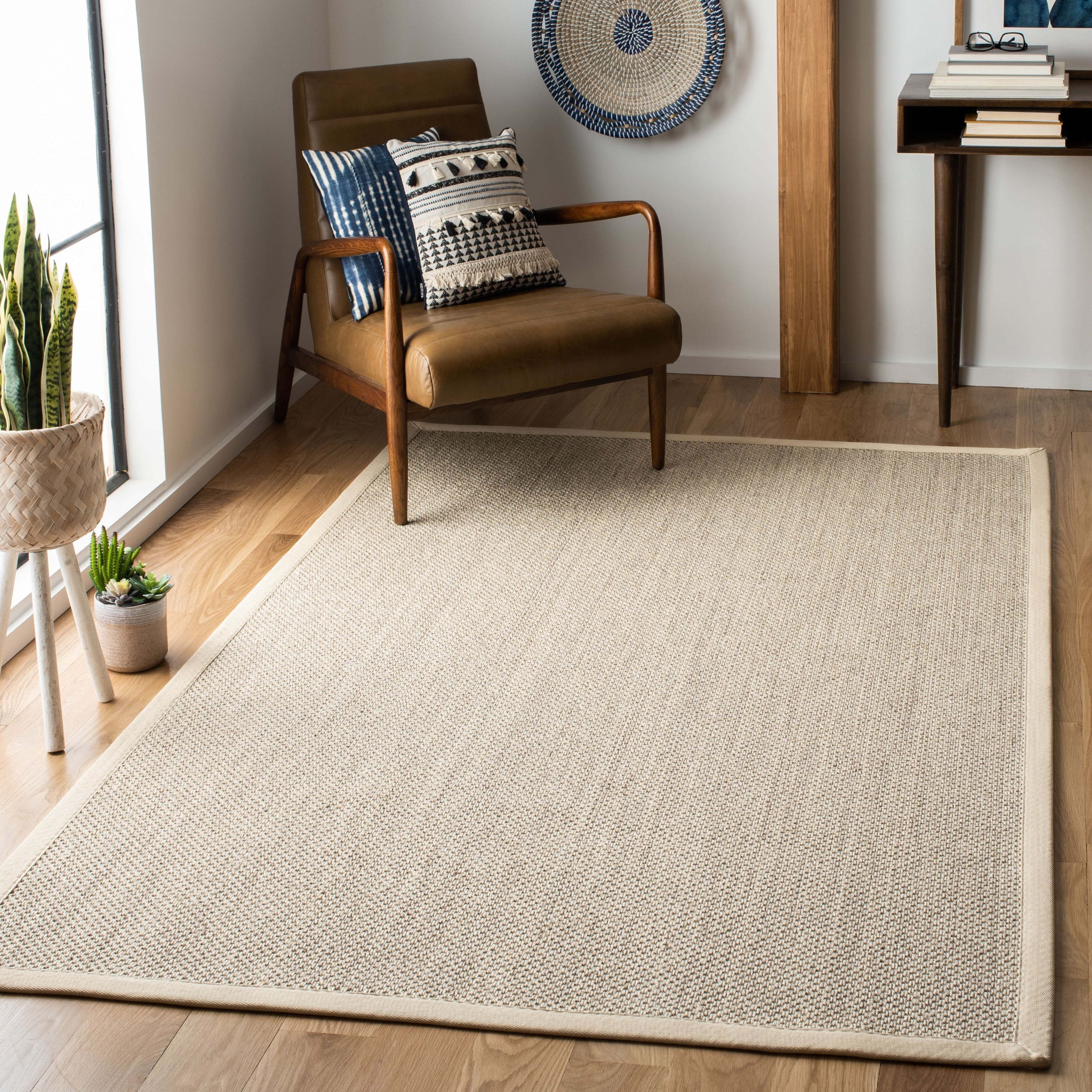Tapis en sisal à bordure décontractée Lorine en fibre naturelle SAFAVIEH
