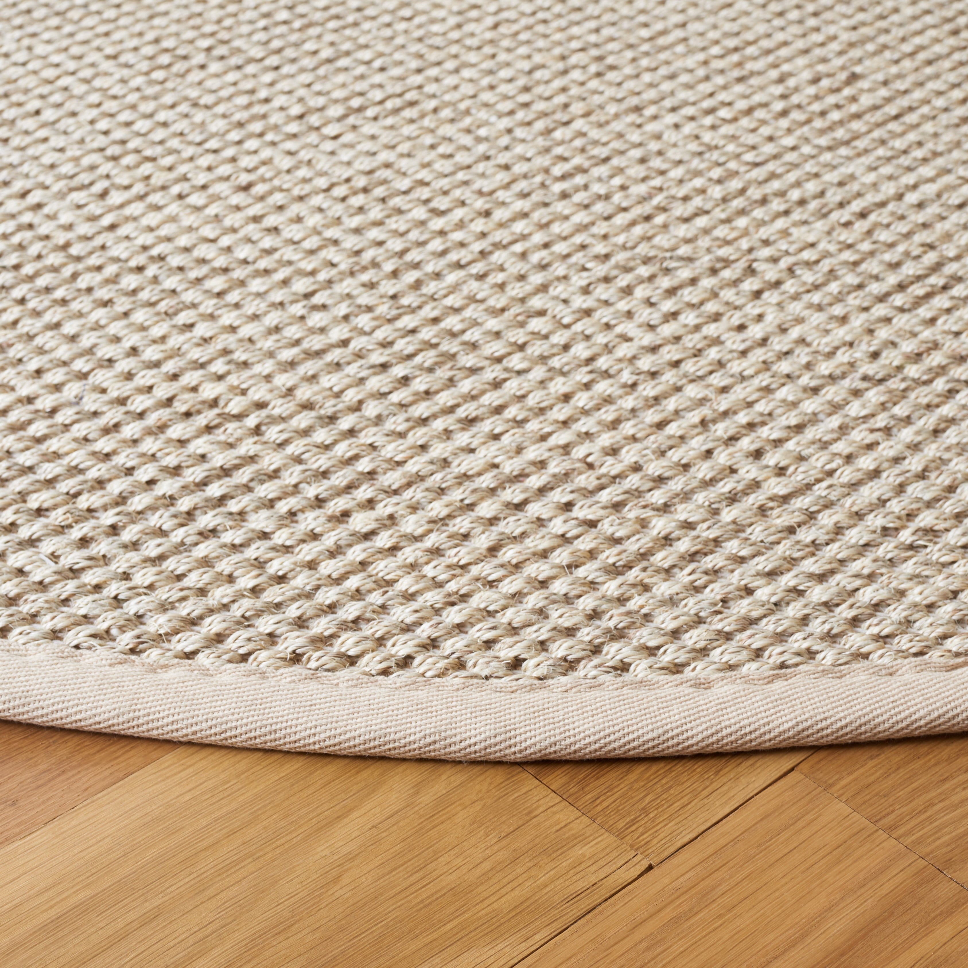 Tapis en sisal à bordure décontractée Lorine en fibre naturelle SAFAVIEH