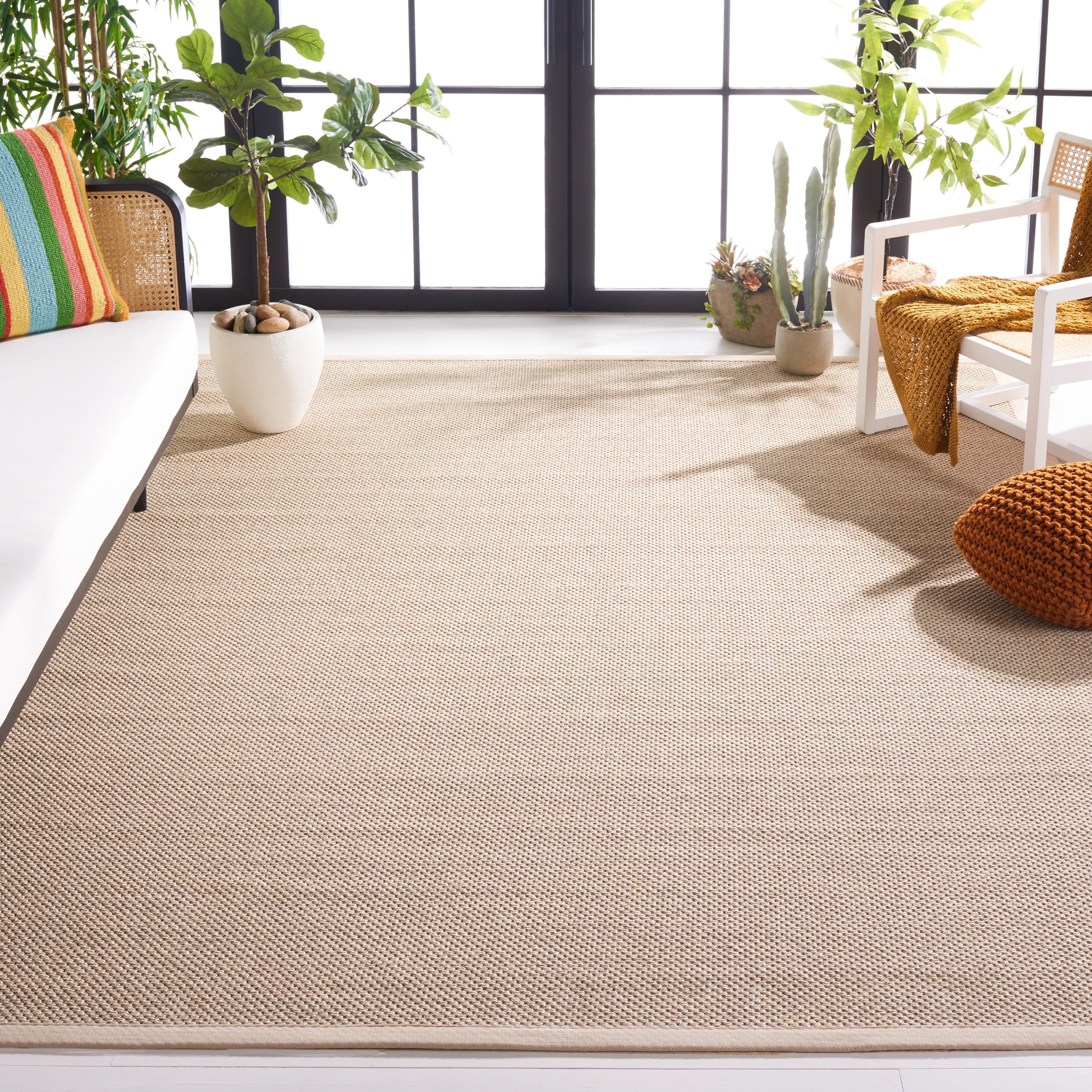 Tapis en sisal à bordure décontractée Lorine en fibre naturelle SAFAVIEH