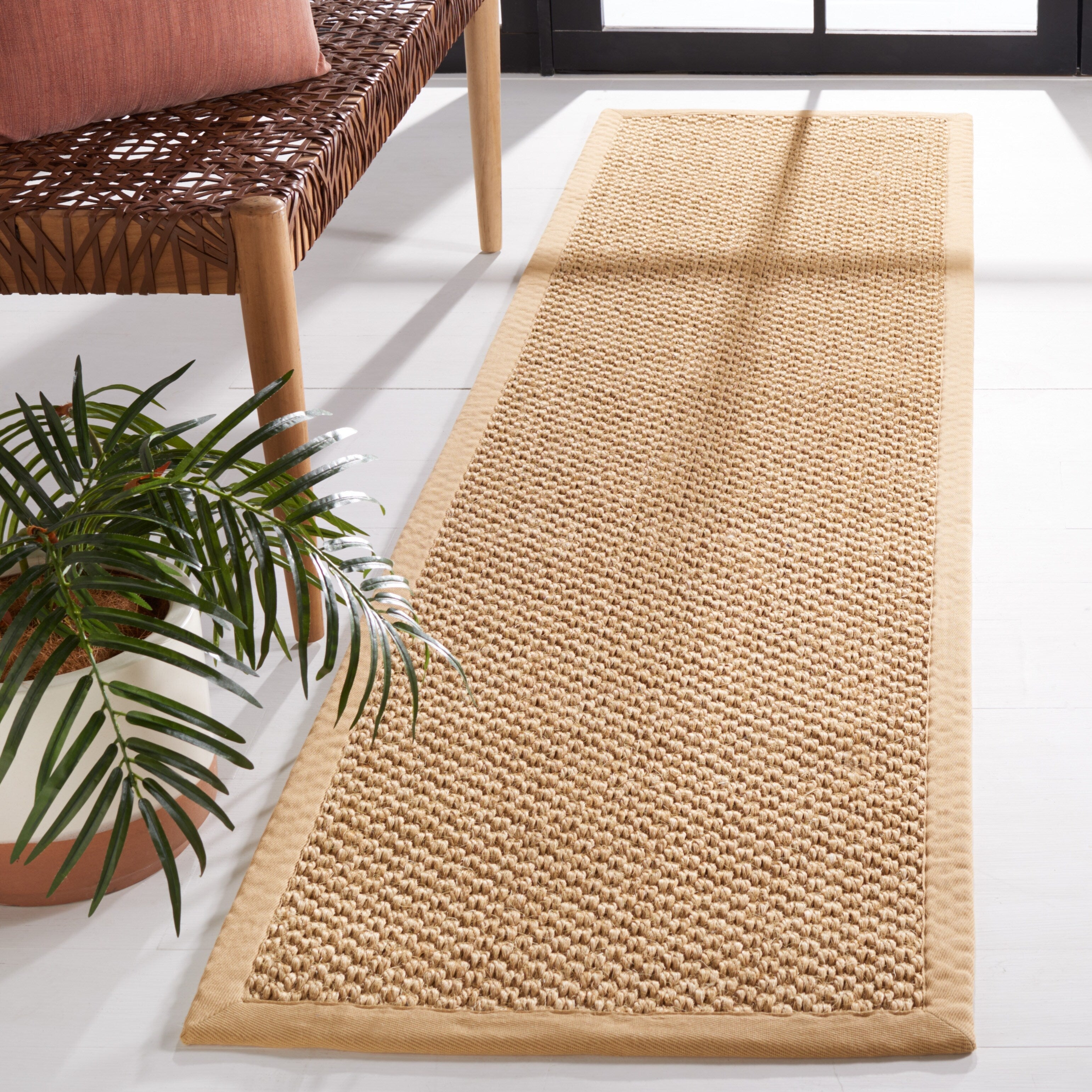Tapis en sisal Mira Giesela en fibre naturelle SAFAVIEH