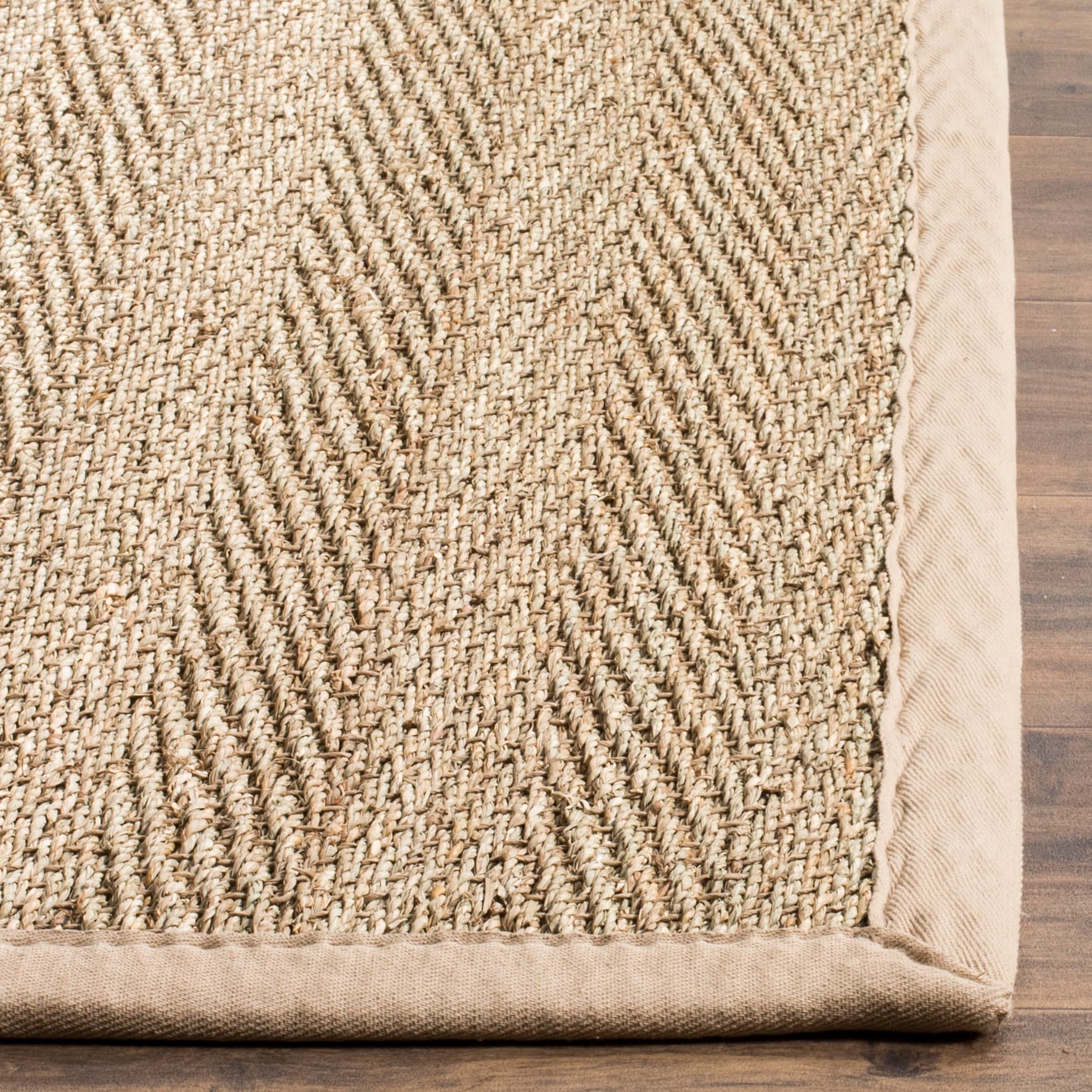 Tapis en jonc de mer à chevrons et à motif Trilby en fibres naturelles SAFAVIEH