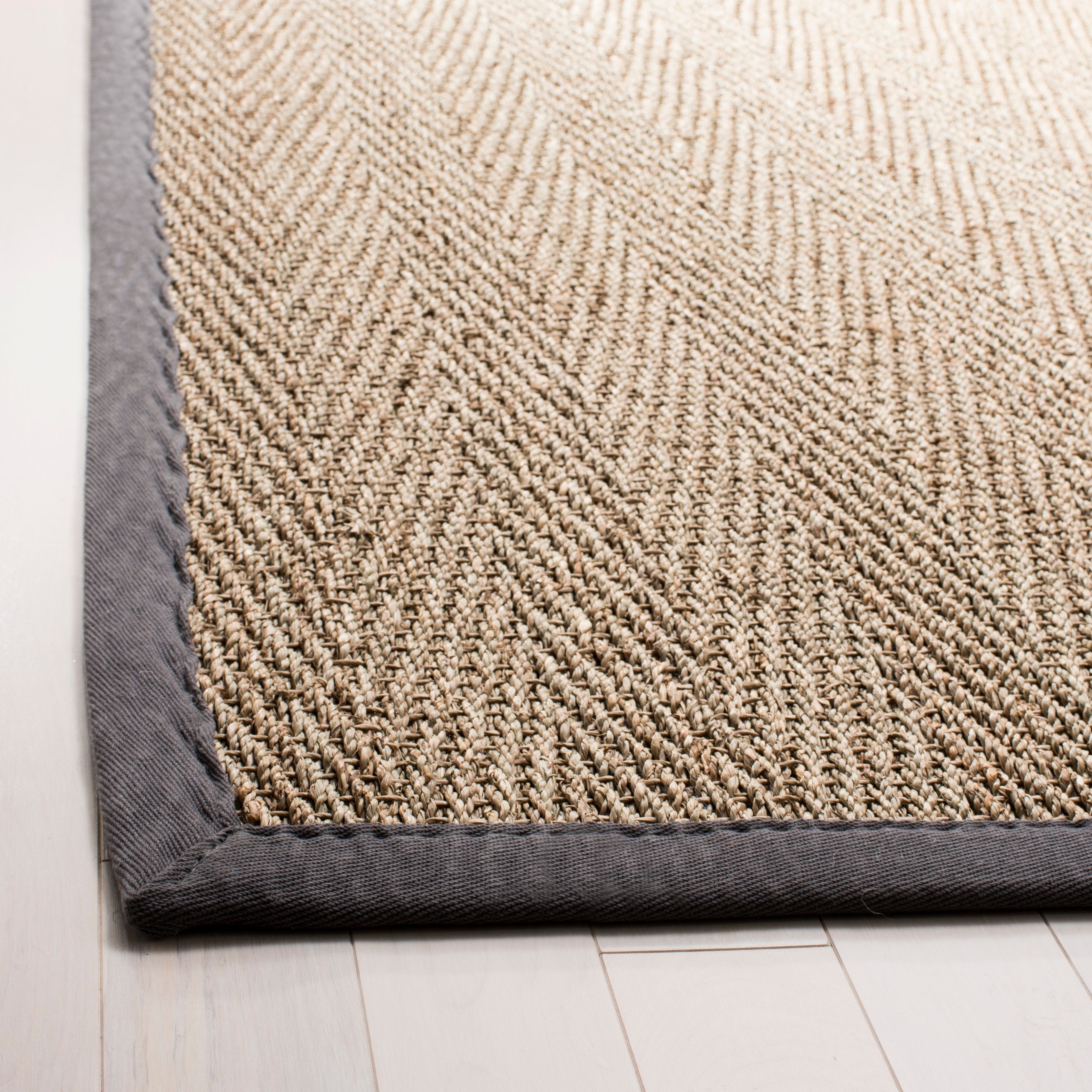 Tapis en jonc de mer à chevrons et à motif Trilby en fibres naturelles SAFAVIEH