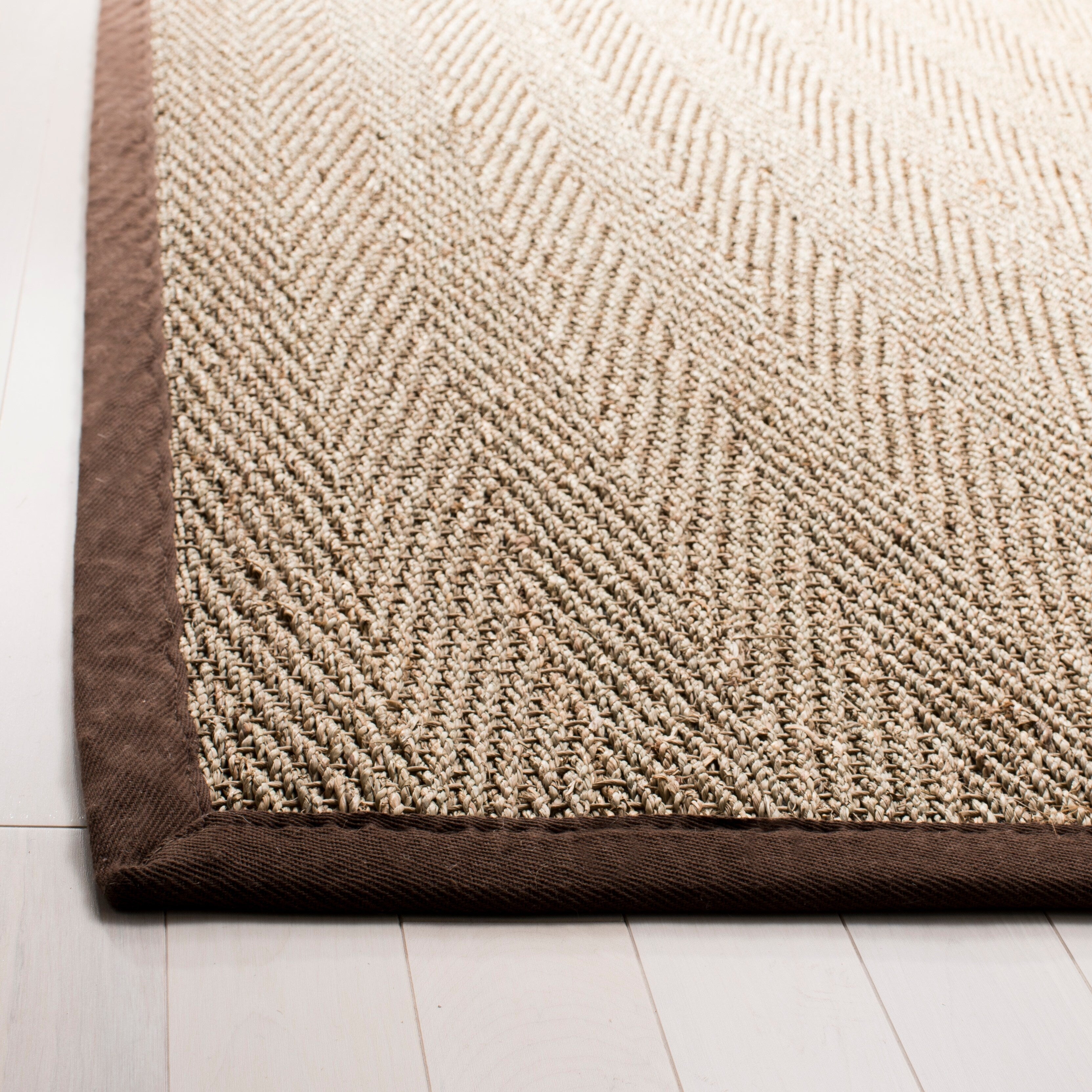 Tapis en jonc de mer à chevrons et à motif Trilby en fibres naturelles SAFAVIEH