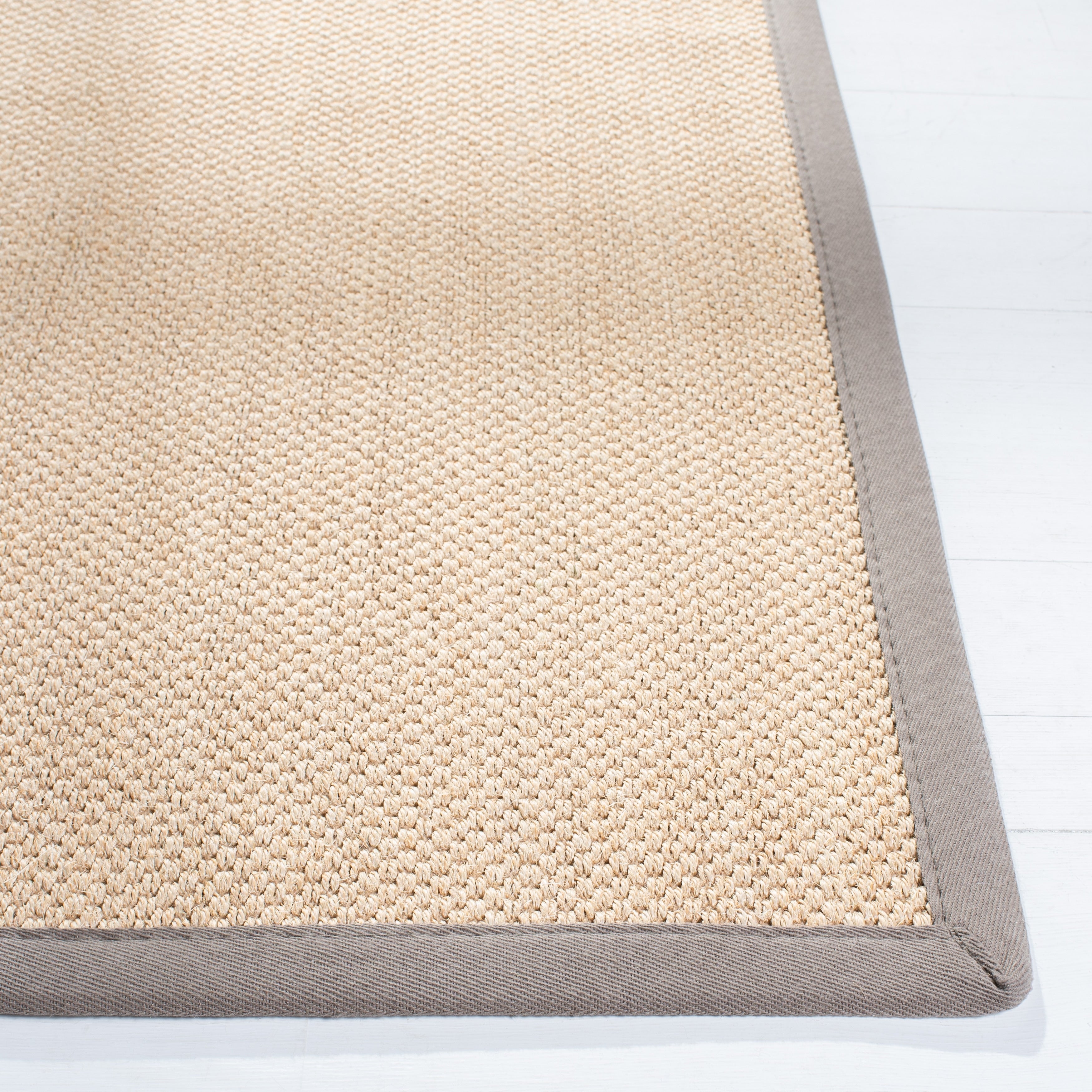 Tapis en sisal à bordure décontractée Venus en fibre naturelle SAFAVIEH