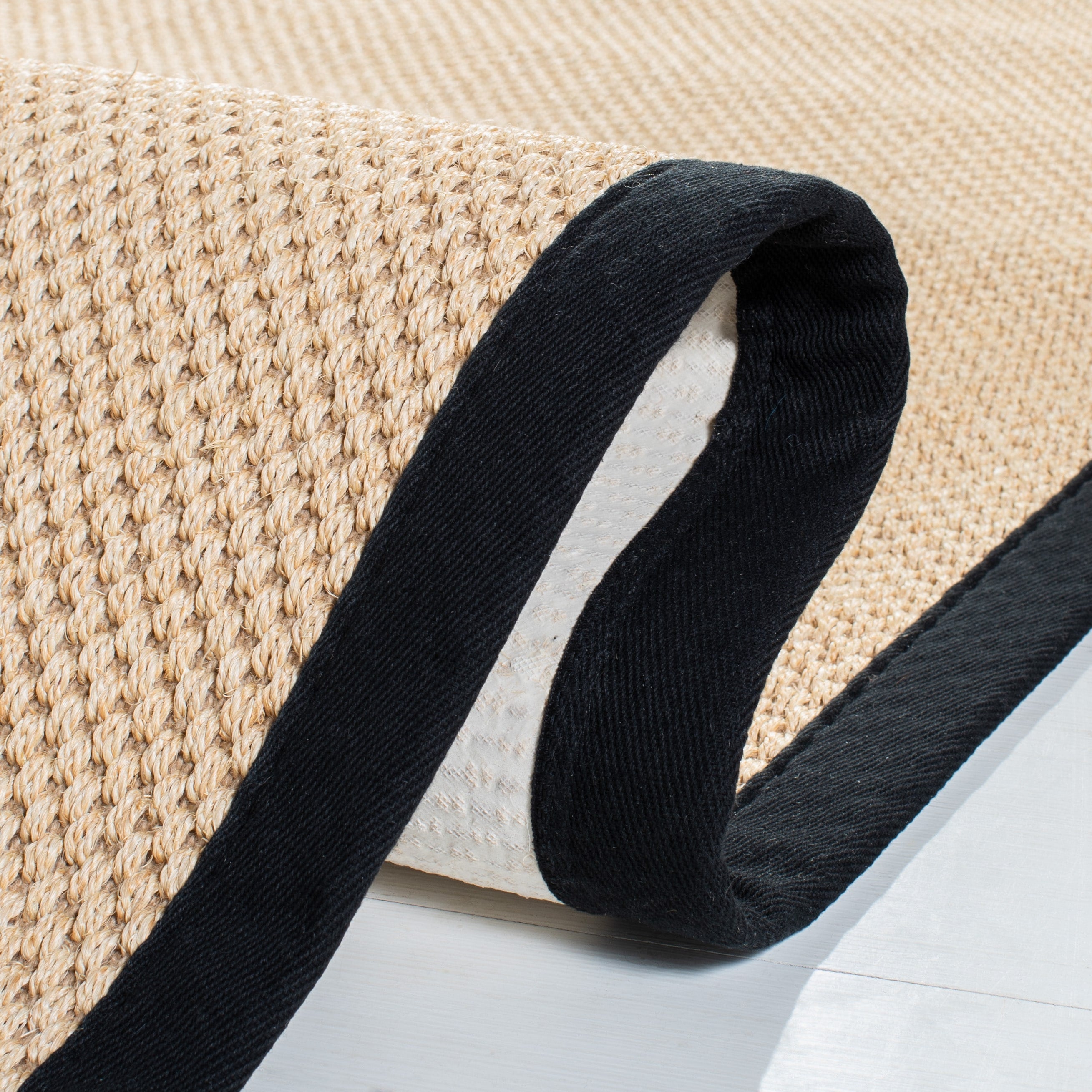 Tapis en sisal à bordure décontractée Venus en fibre naturelle SAFAVIEH