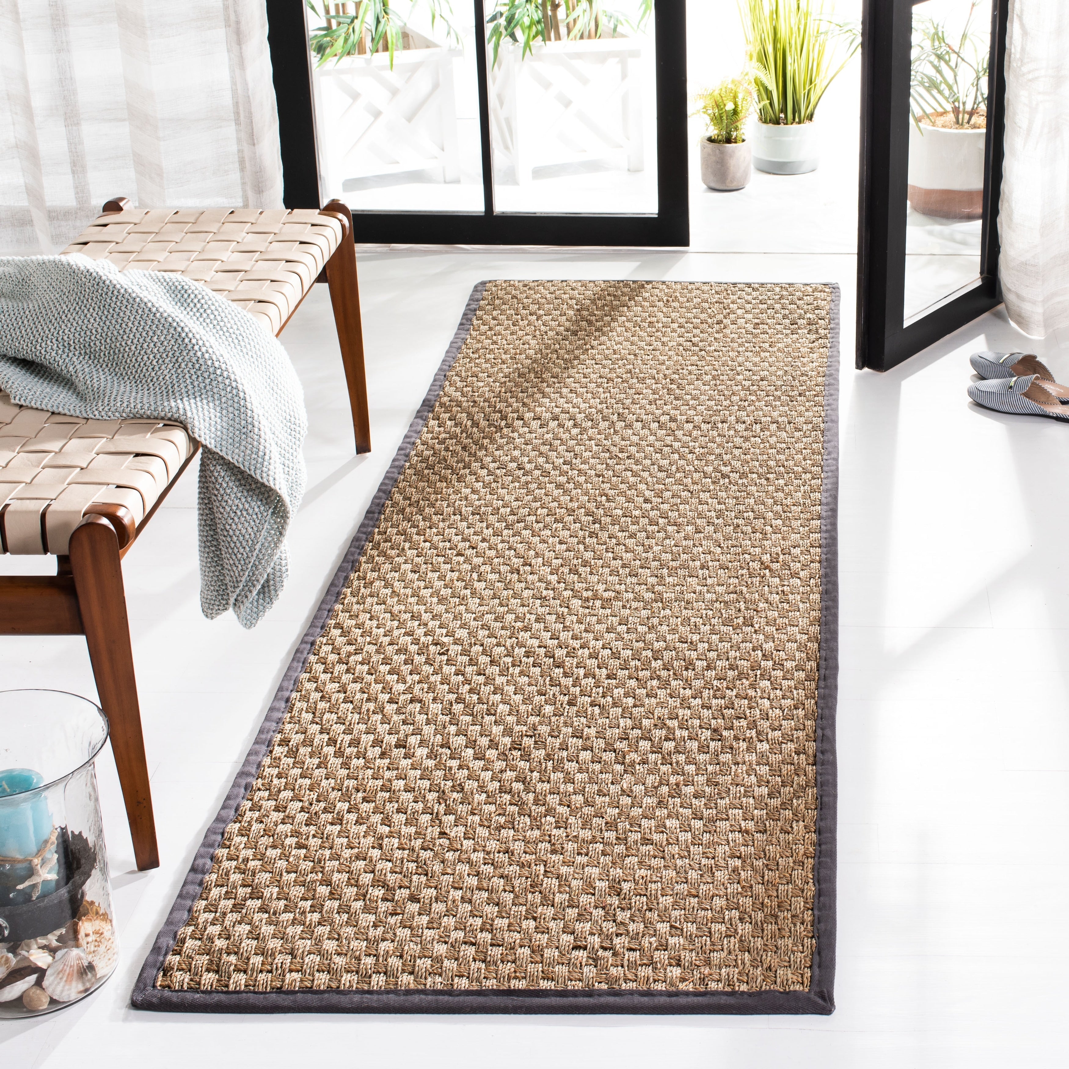 Tapis en jonc de mer tissé en fibre naturelle Zymryd SAFAVIEH