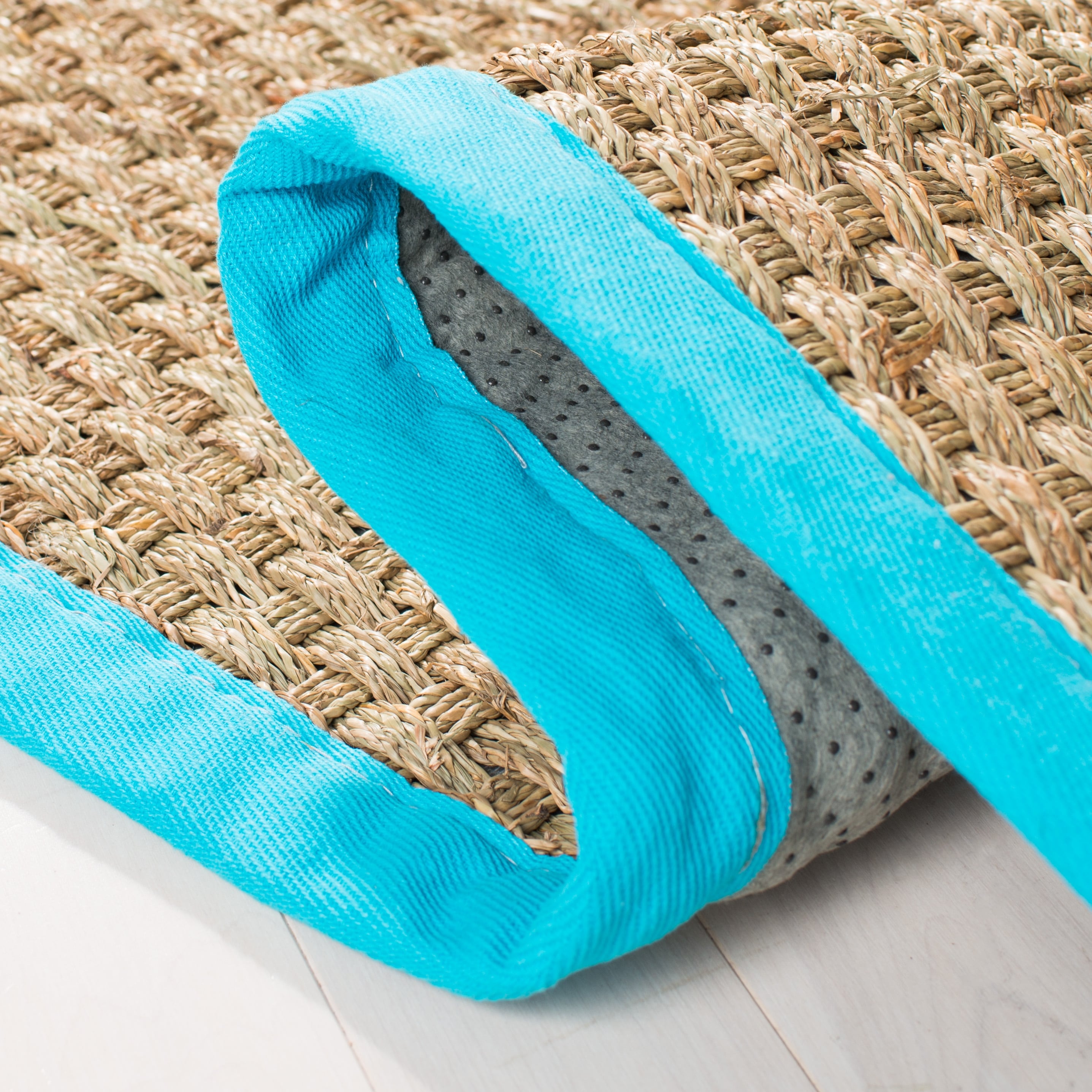 Tapis en jonc de mer tissé en fibre naturelle Zymryd SAFAVIEH