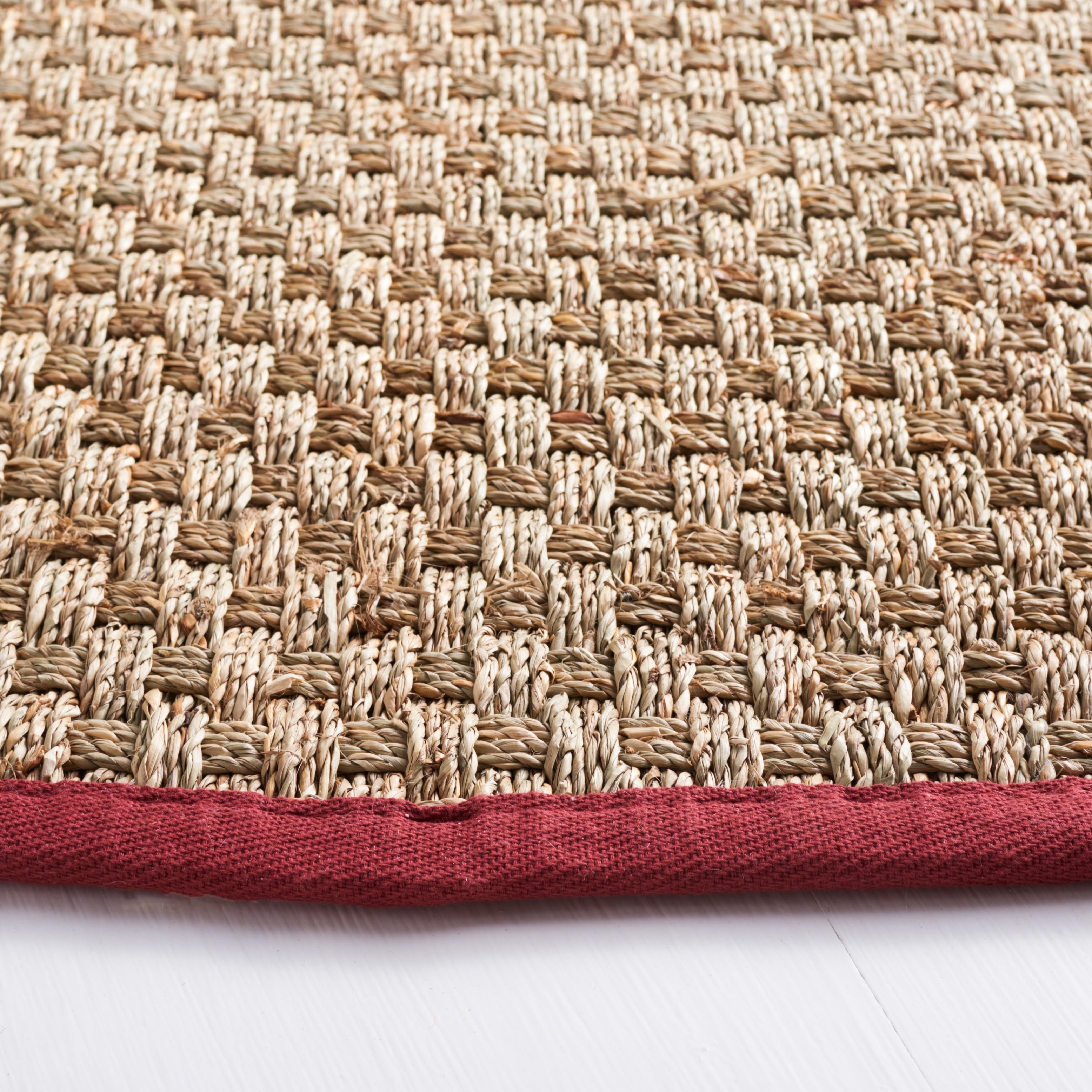 Tapis en jonc de mer tissé en fibre naturelle Zymryd SAFAVIEH