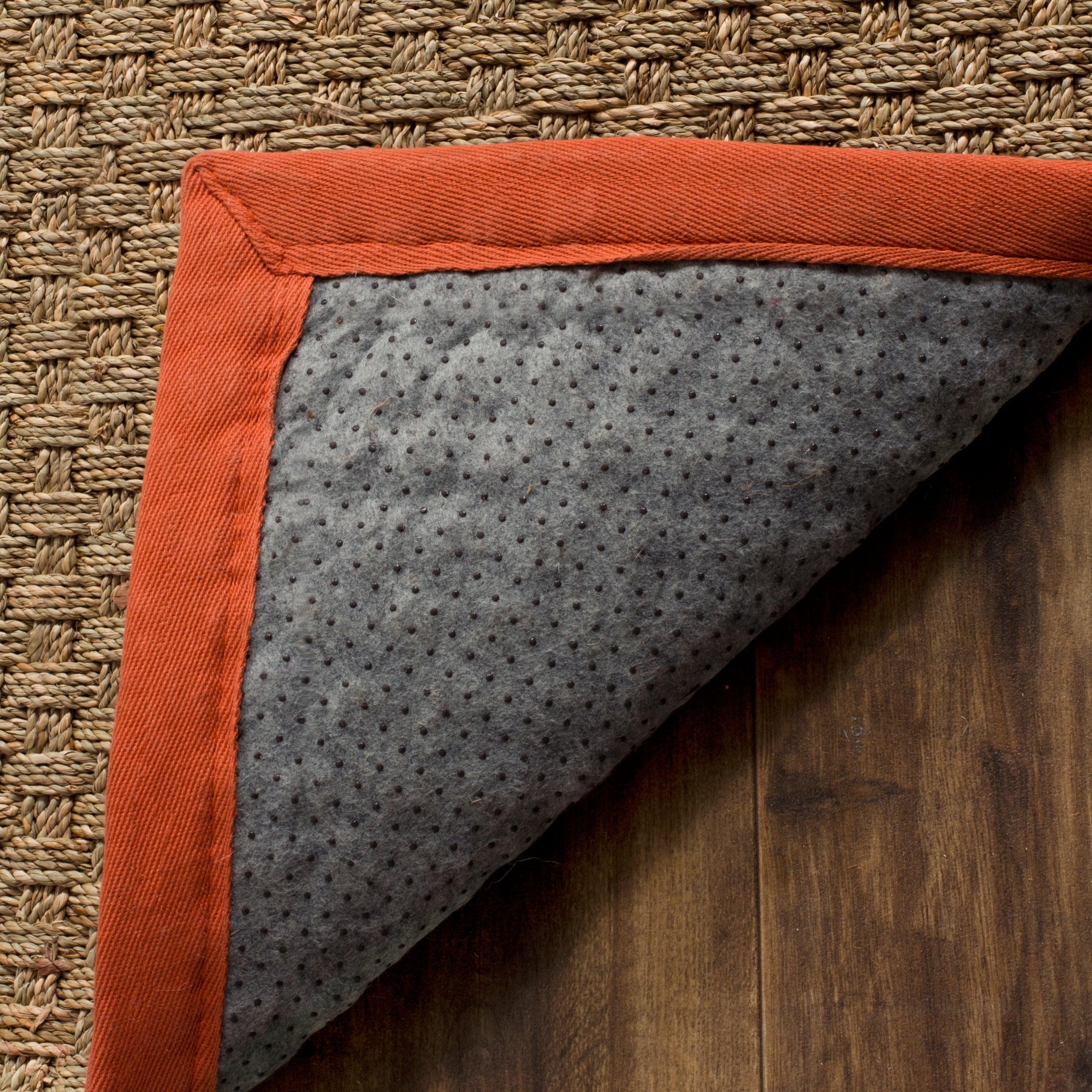 Tapis en jonc de mer tissé en fibre naturelle Zymryd SAFAVIEH