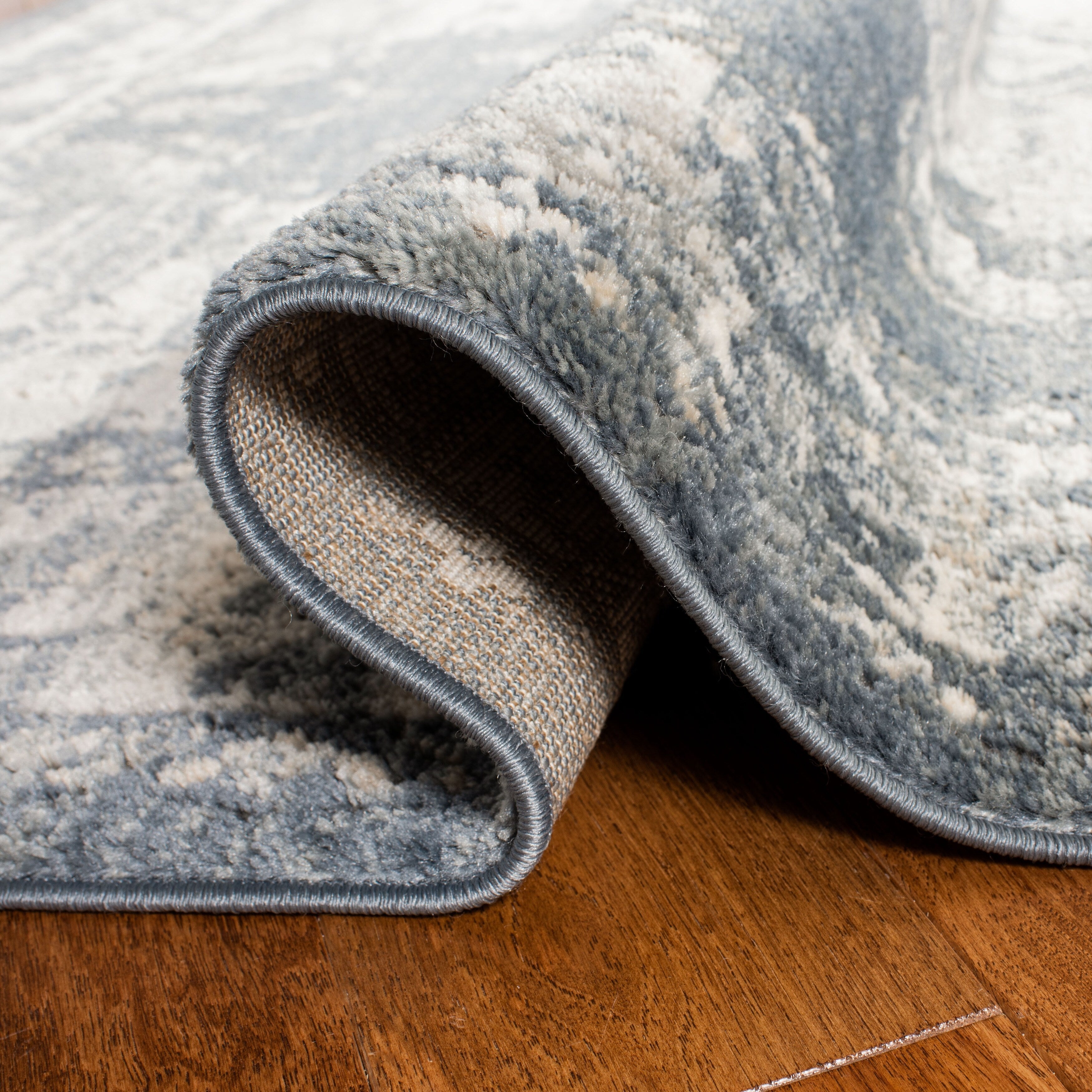 Tapis oriental traditionnel SAFAVIEH Oregon Oney