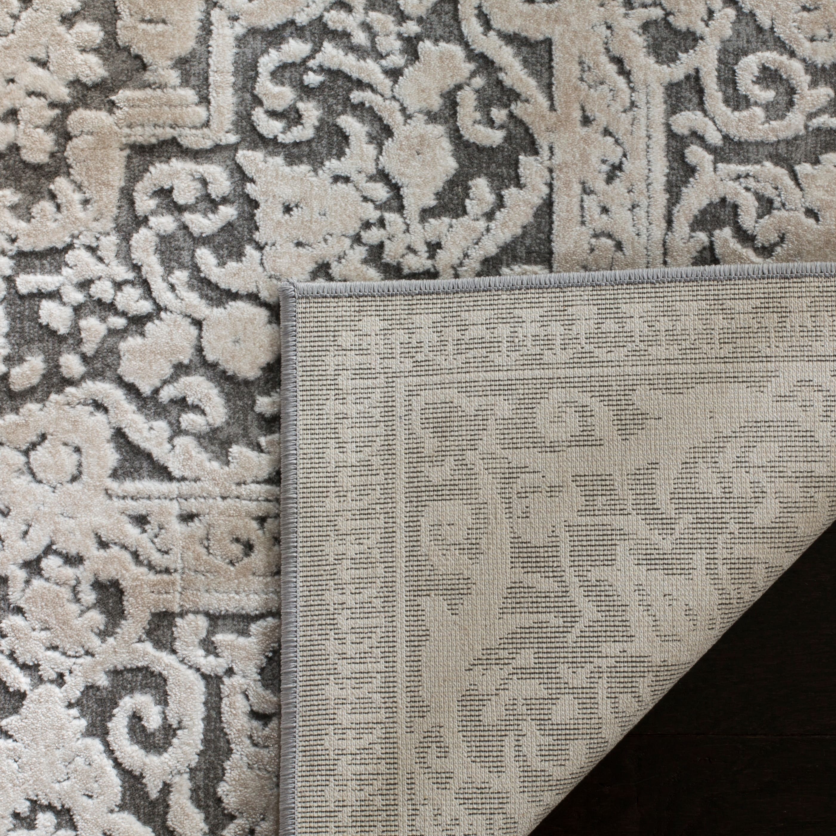 SAFAVIEH Reflection Euna Charmant Tapis Oriental