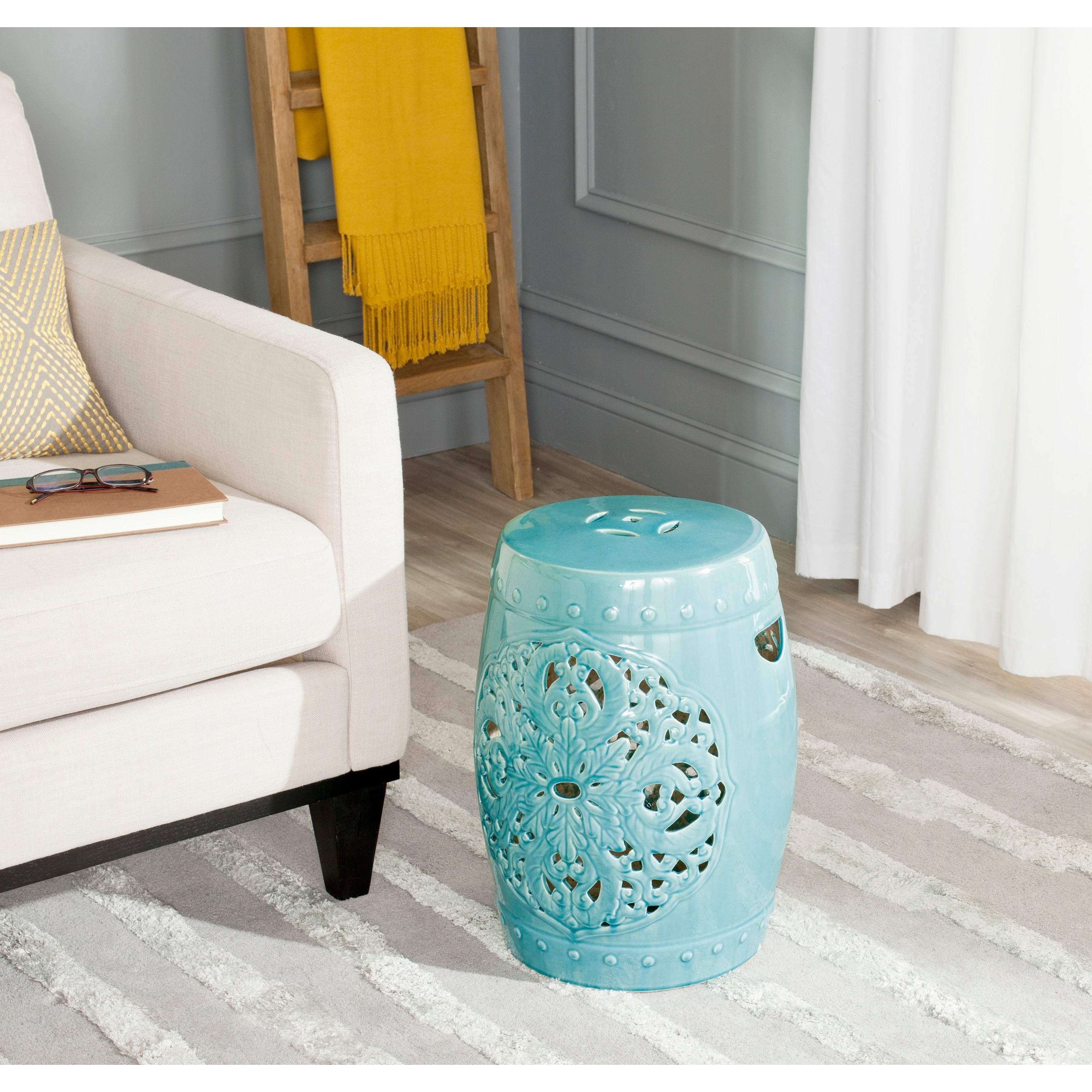SAFAVIEH Sharareh Antique White Ceramic Decorative Garden Stool