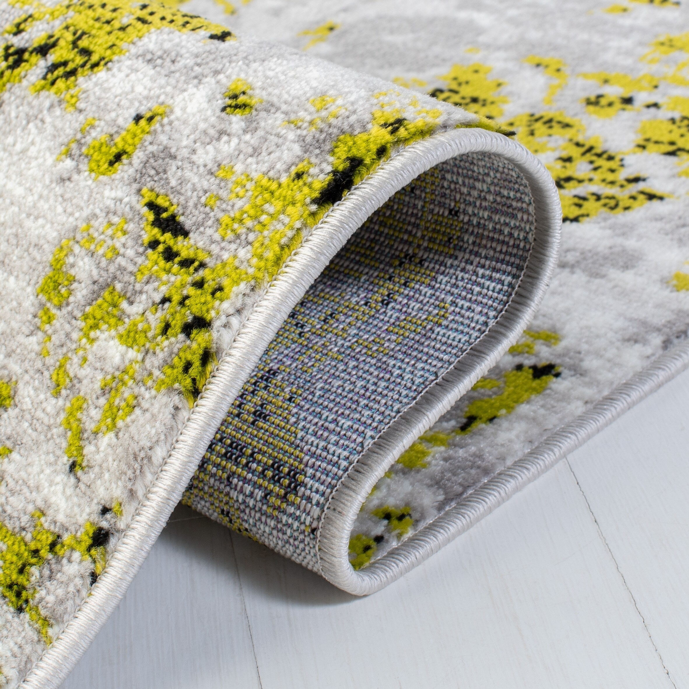 SAFAVIEH Tapis moderne Skyler Leitha