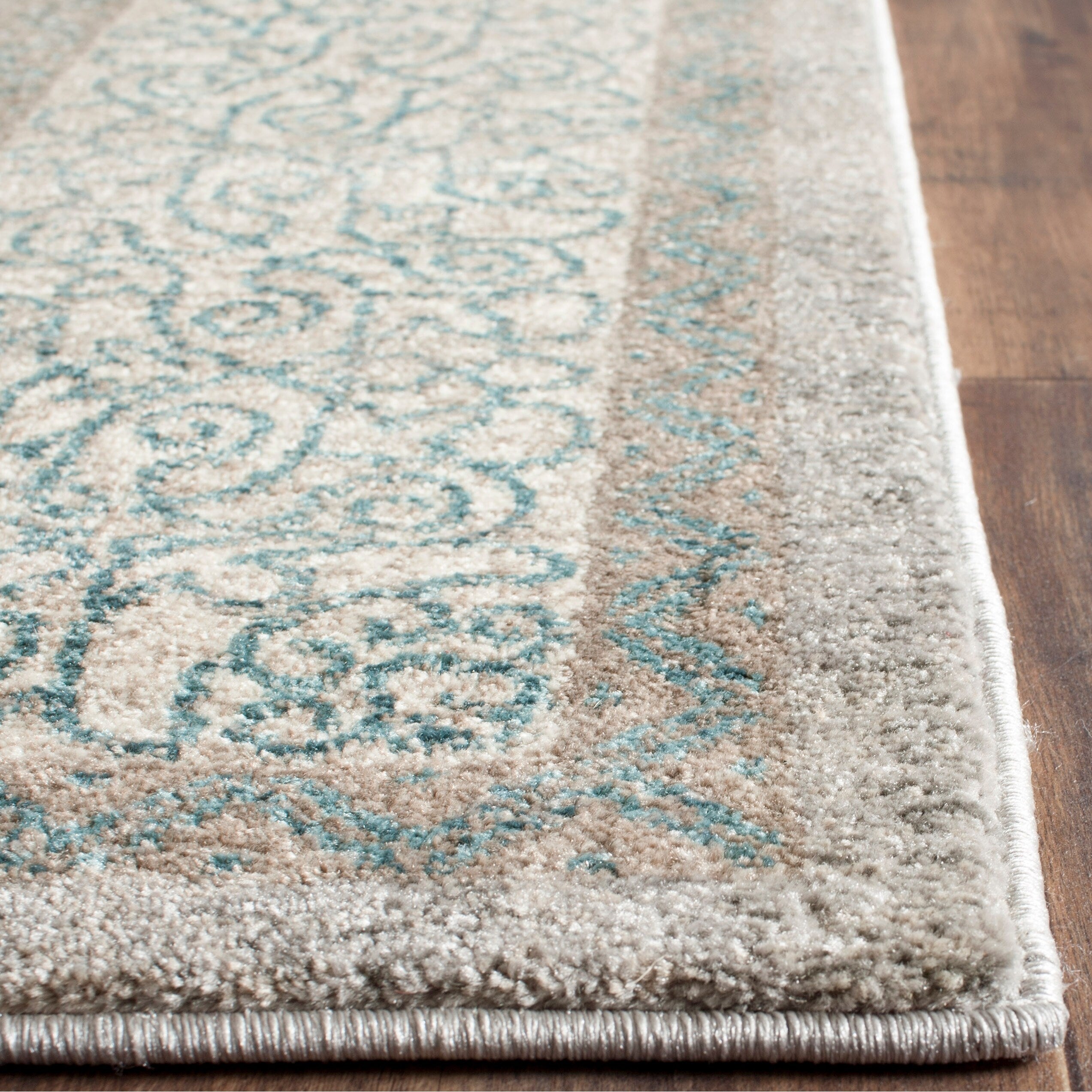Tapis médaillon oriental vintage SAFAVIEH Sofia Glenna