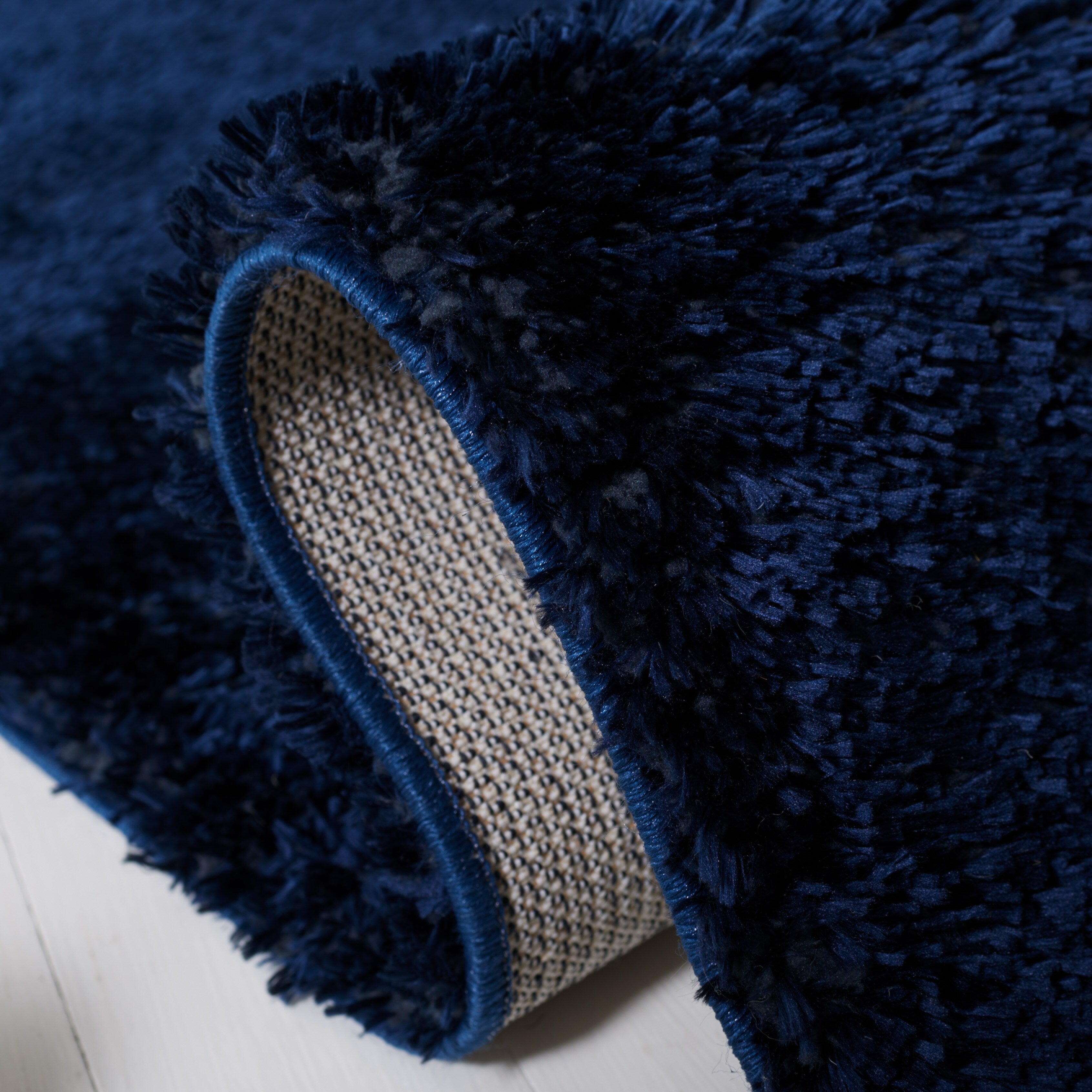 Tapis SAFAVIEH Tahoe Shag Indiana solide de 1,2 pouce d'épaisseur