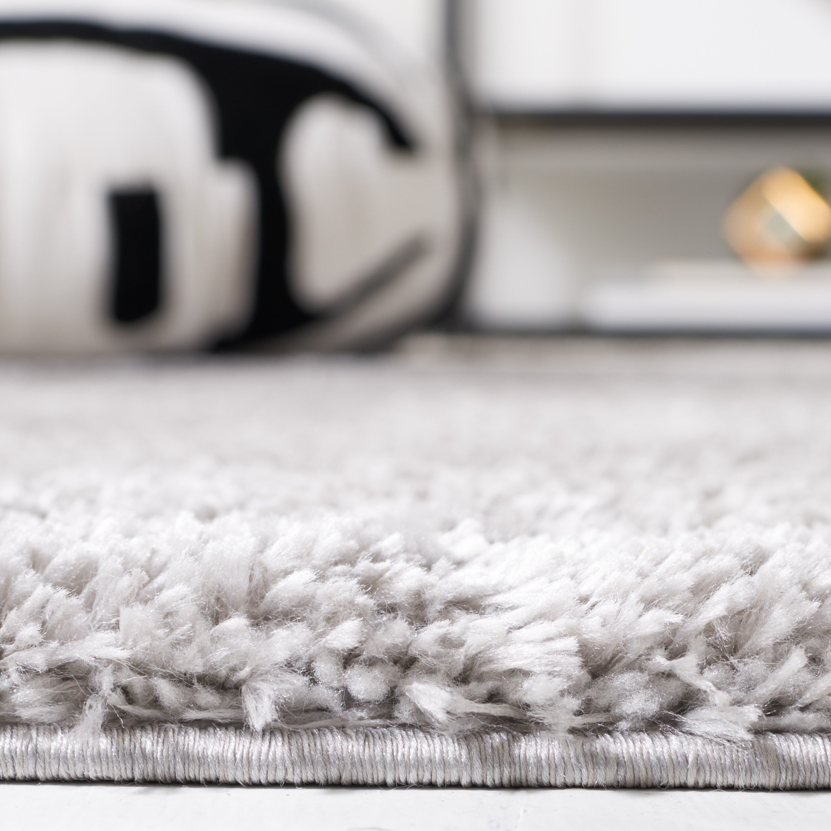 Tapis SAFAVIEH Tahoe Shag Indiana solide de 1,2 pouce d'épaisseur