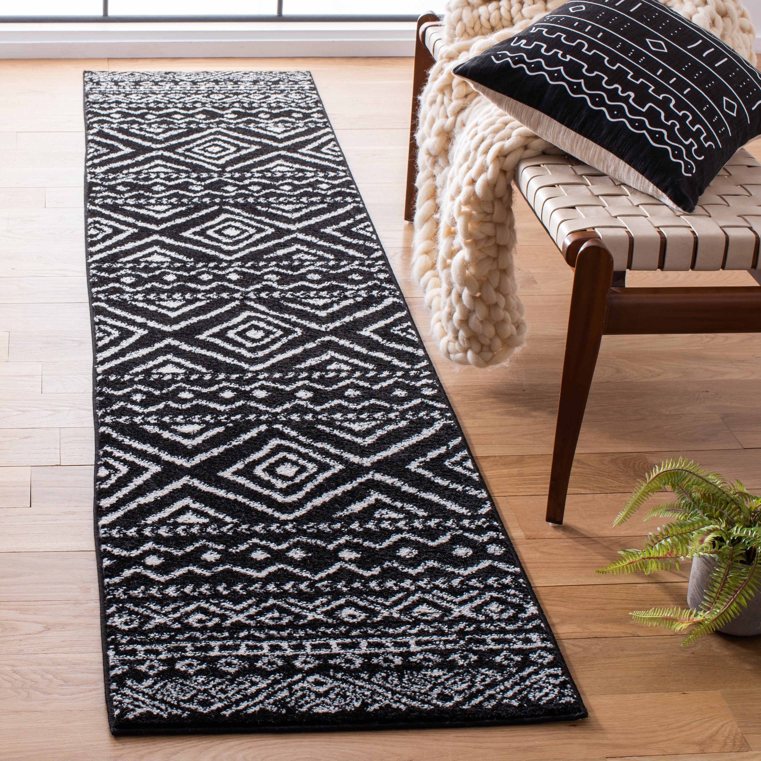 Tapis marocain bohème vieilli SAFAVIEH Tulum Vassilia