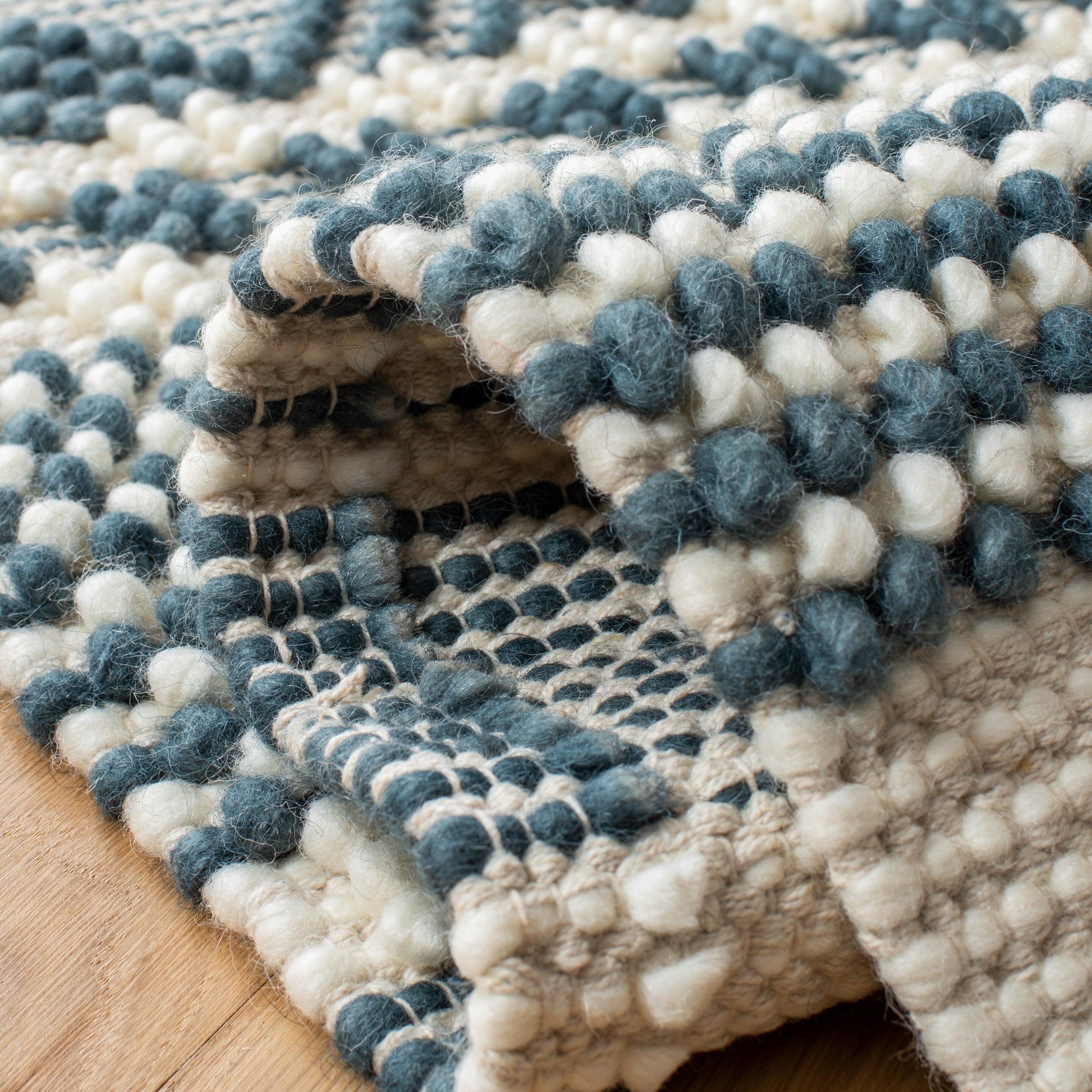 SAFAVIEH, Tapis en laine Natura Paladia fait main