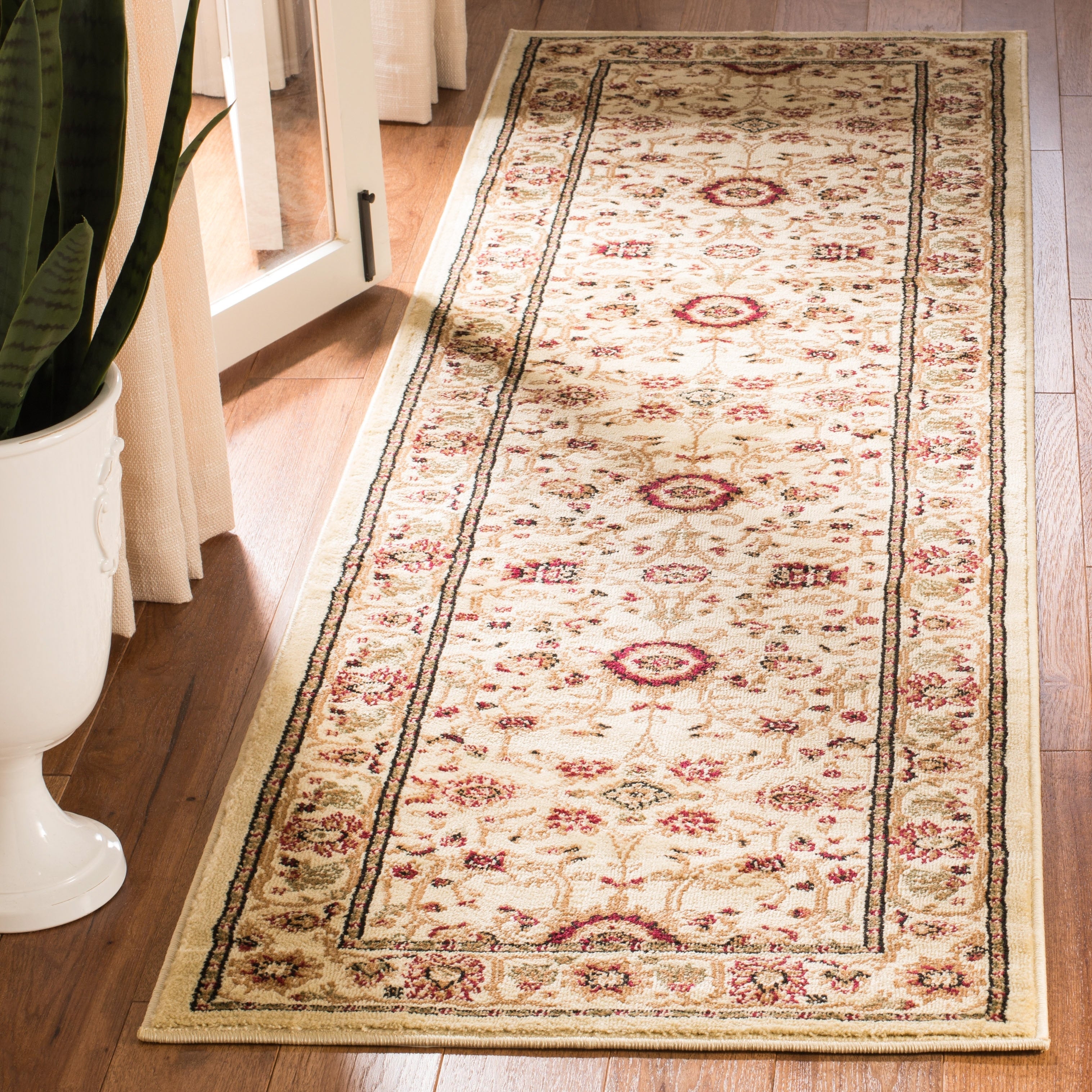 SAFAVIEH, tapis traditionnel Lyndhurst Marsha