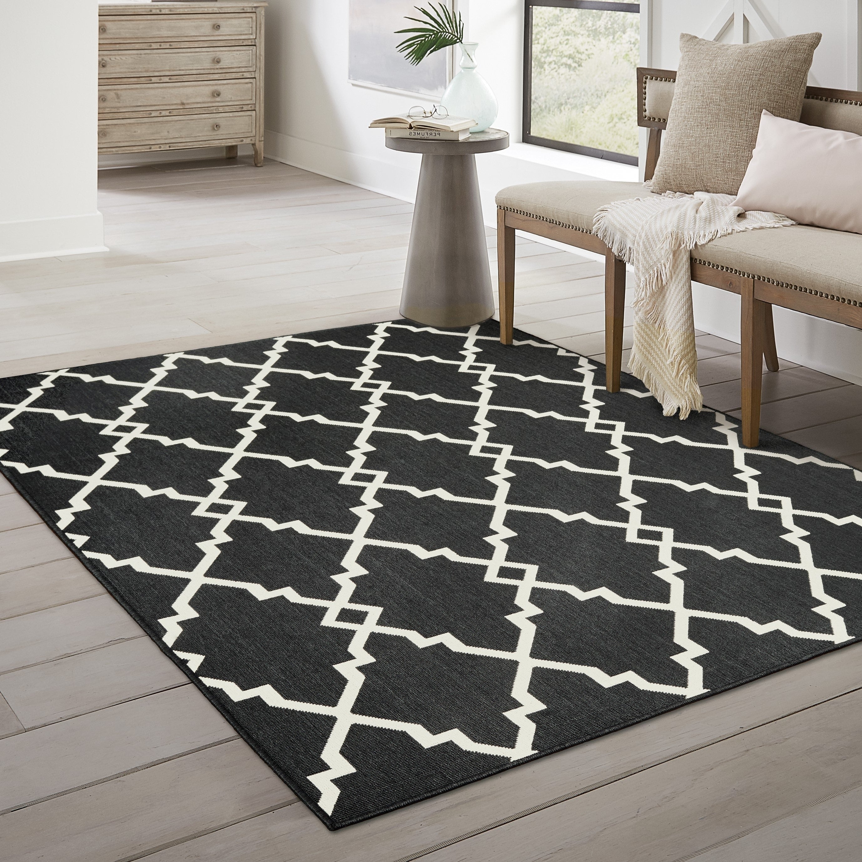Tapis d'intérieur et d'extérieur Vista Home Malta Lattice noir/blanc cassé.