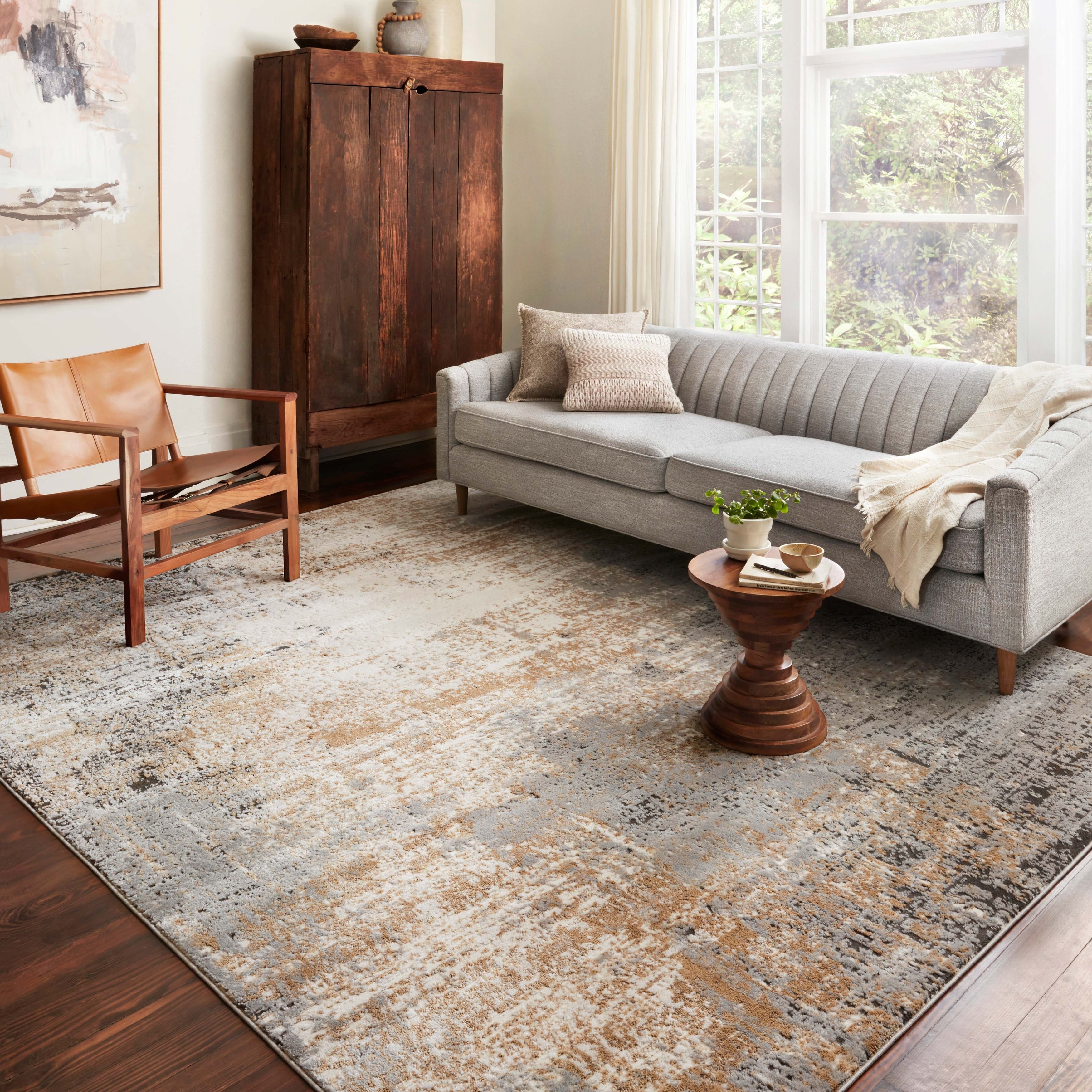 Tapis abstrait moderne Charlotte d'Alexander Home