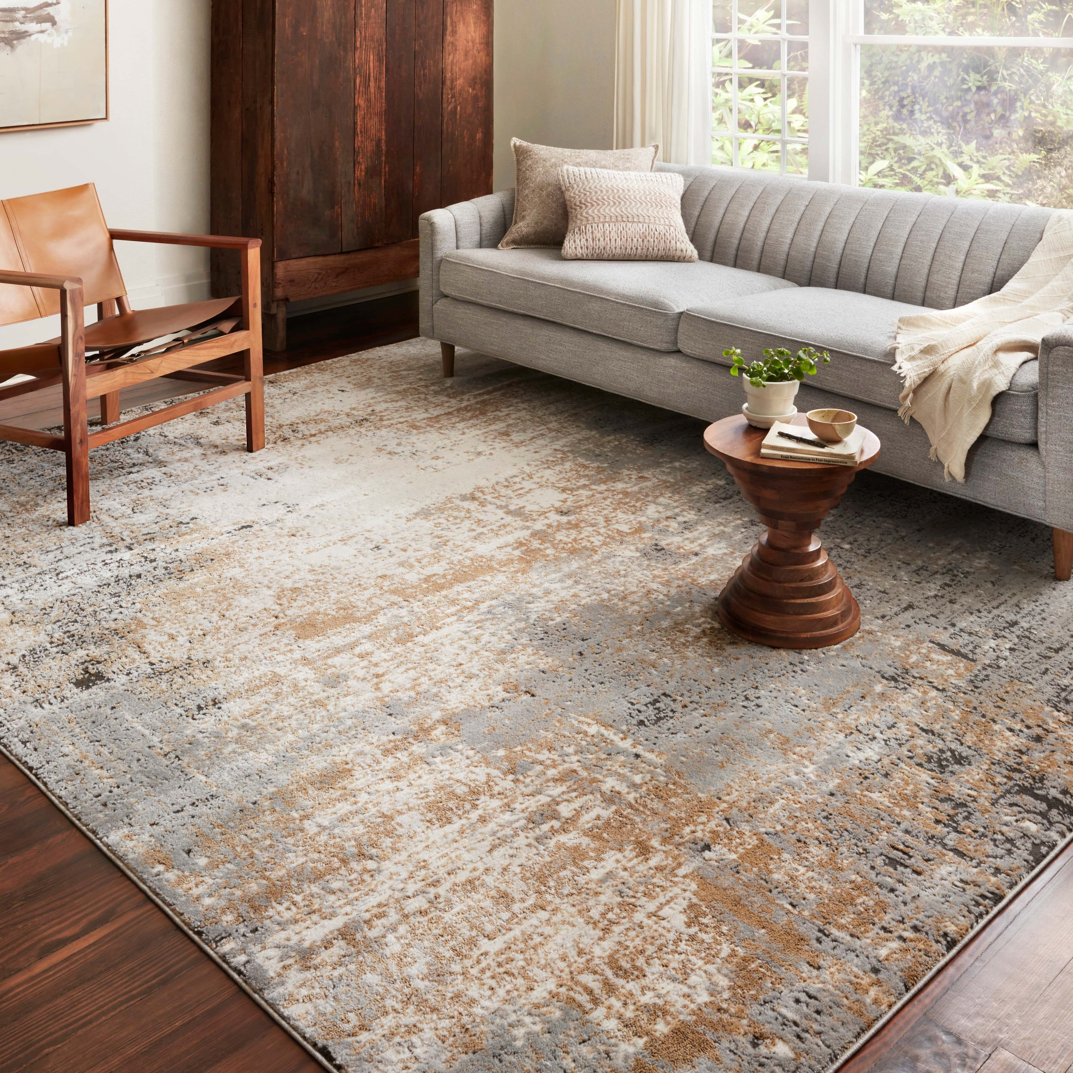 Tapis abstrait moderne Charlotte d'Alexander Home
