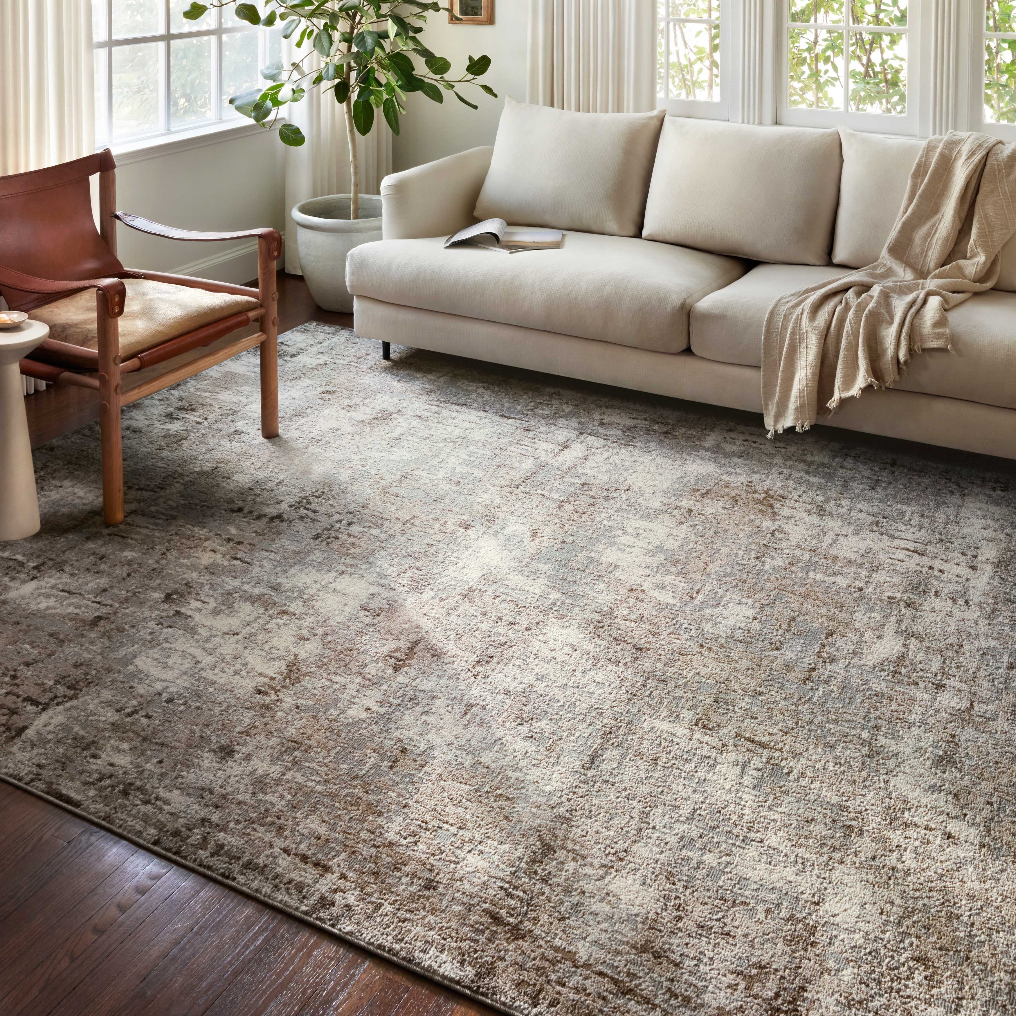 Tapis abstrait moderne Alexander Home Grant