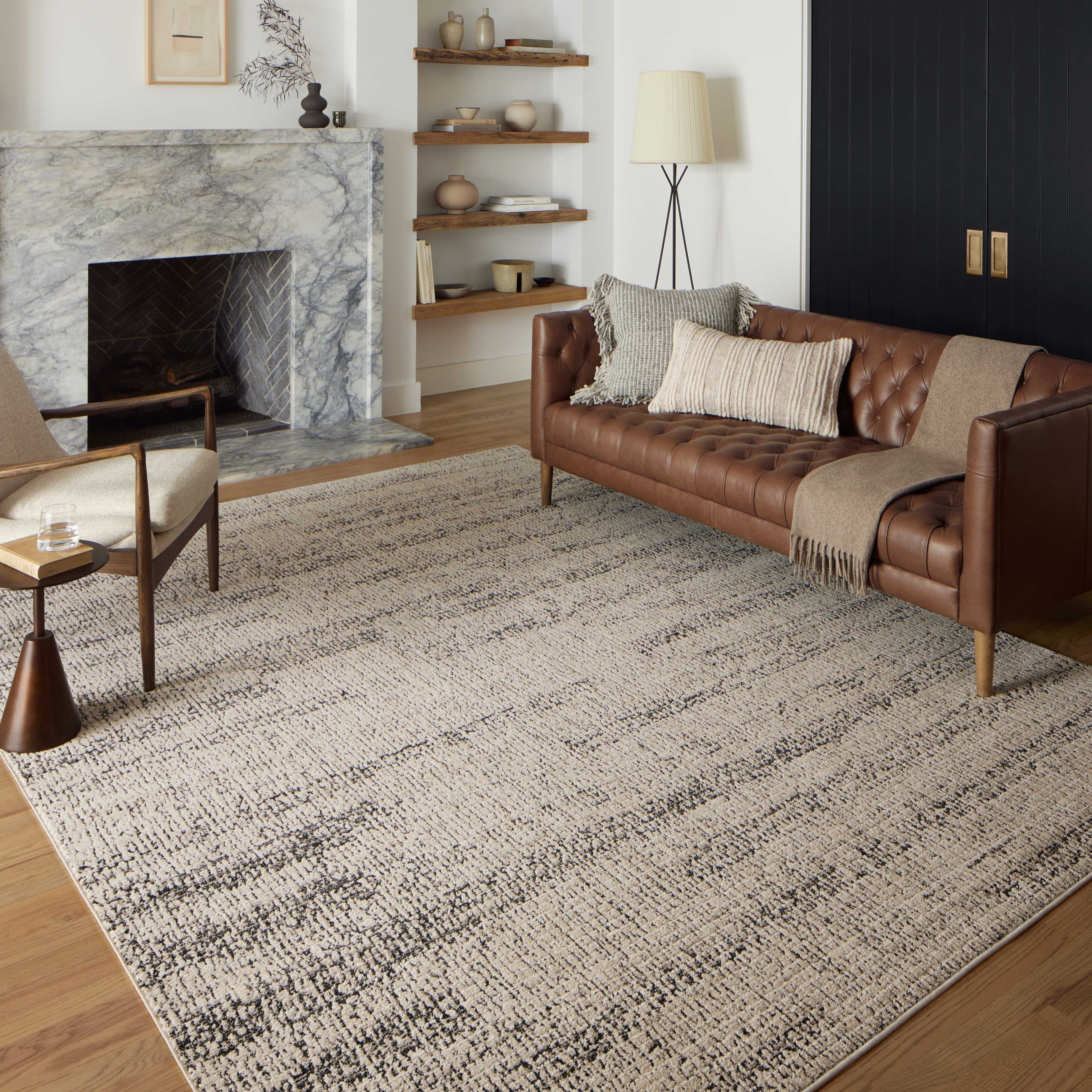Tapis abstrait moderne Harrison d'Alexander Home