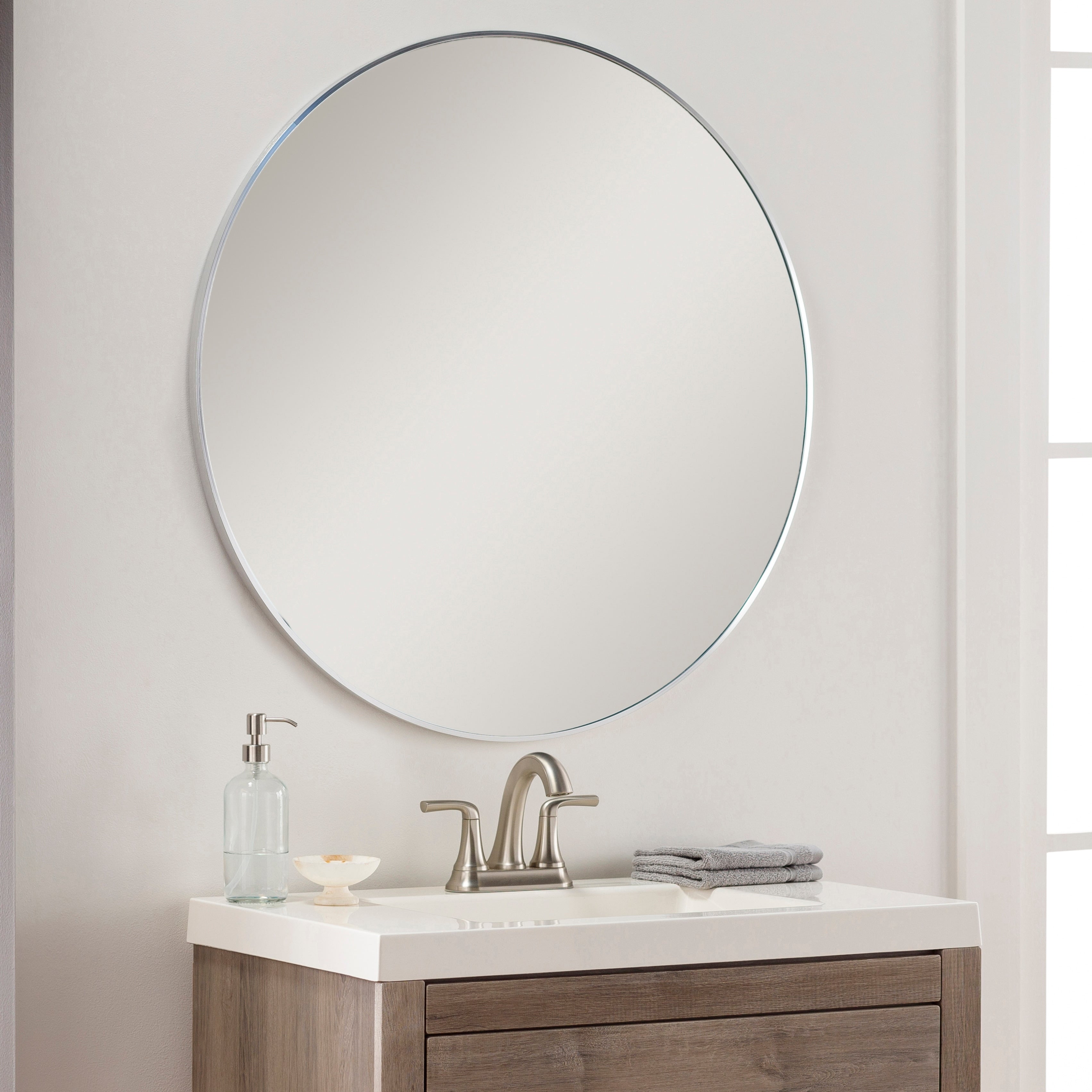 Miroir d'appoint rond en aluminium moderne Livabliss Aranya