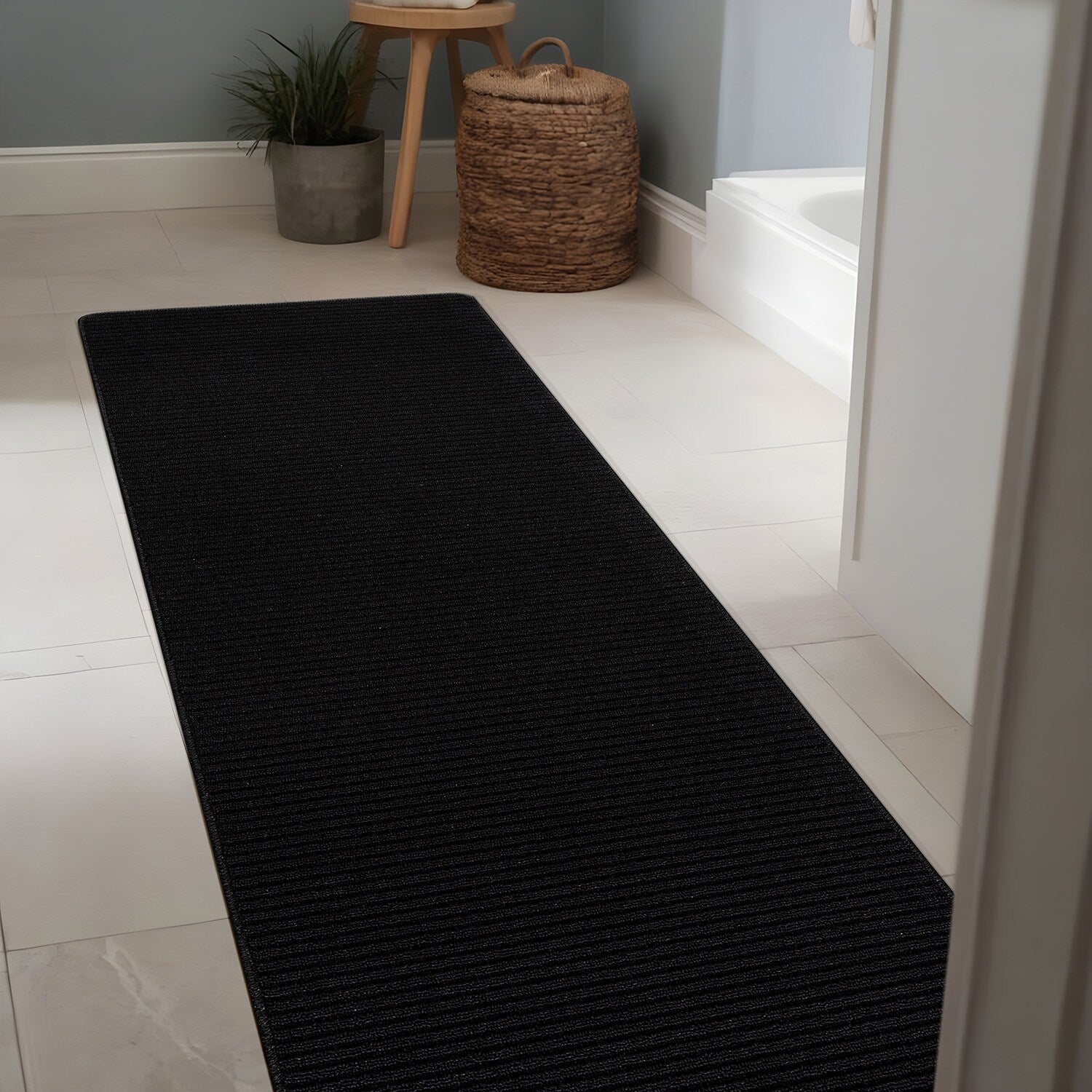 Tapis d'intérieur lavable et antidérapant Beverly Rug, couleur unie