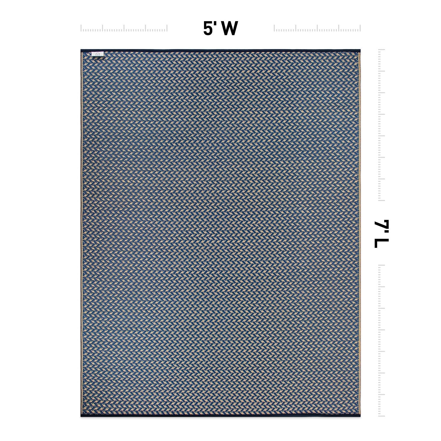 Tapis d'extérieur réversibles en plastique solide et contemporain