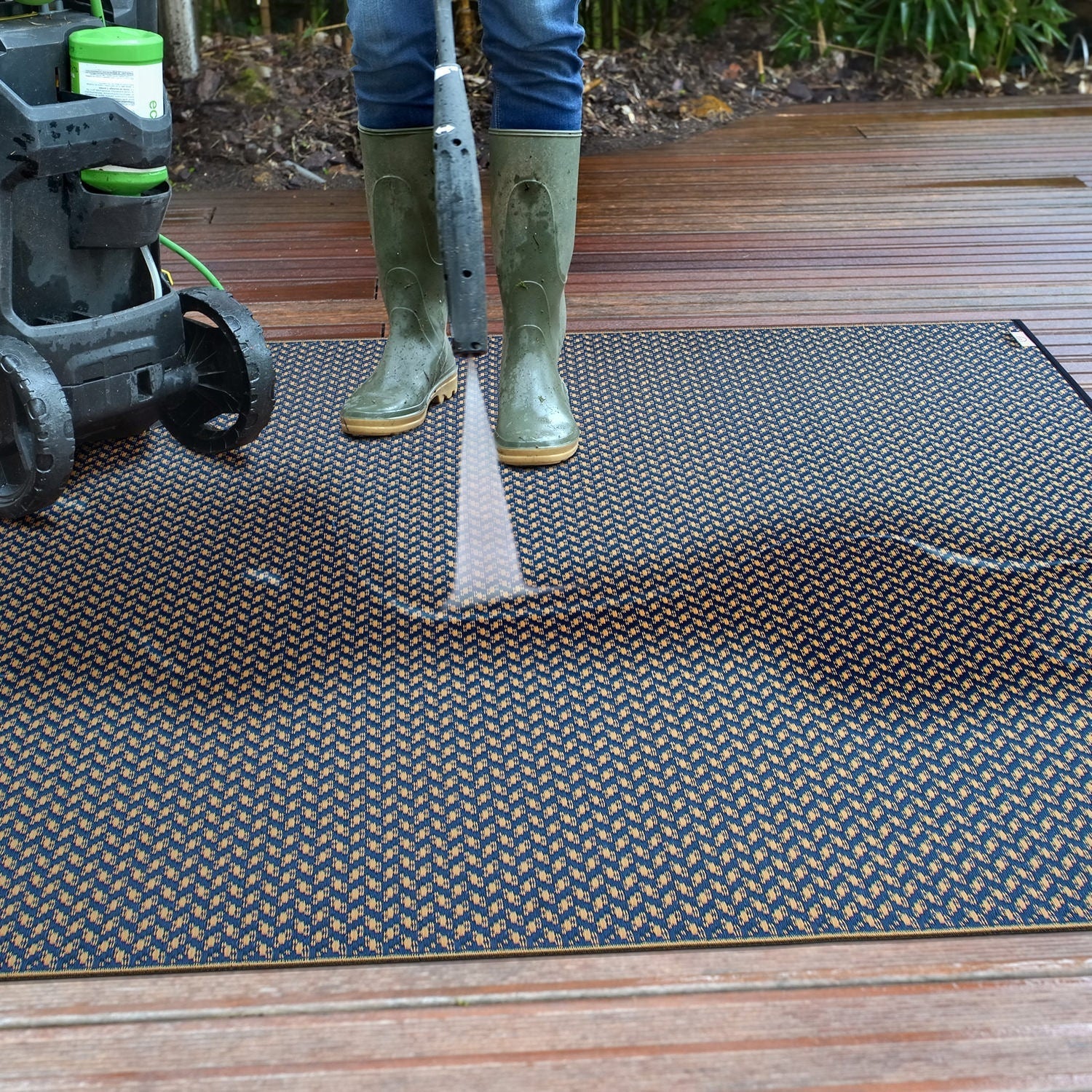 Tapis d'extérieur réversibles en plastique solide et contemporain