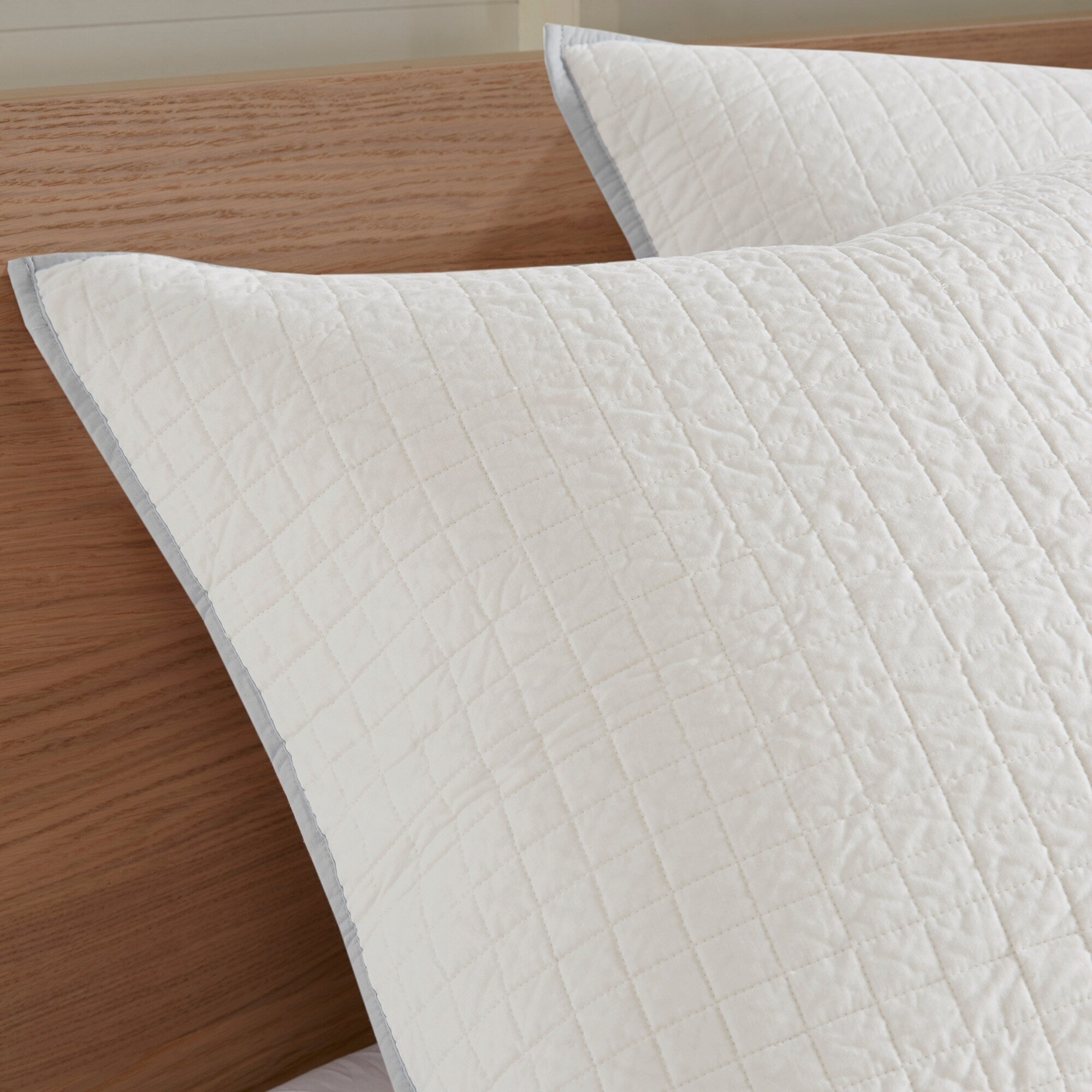 Parure de lit en jacquard de coton et maïs au design intelligent avec taies d'oreiller et coussins décoratifs