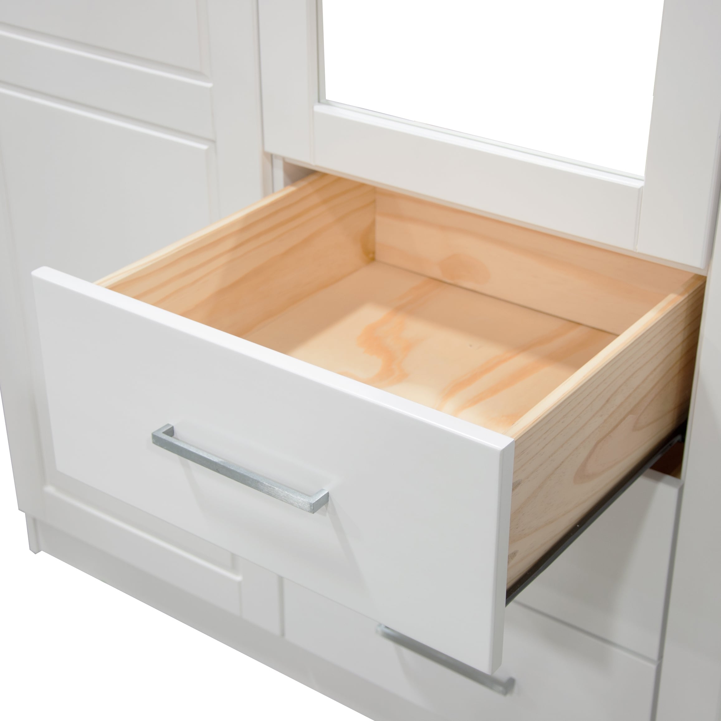 Armoire penderie 3 portes Cosmo 100 % bois massif de Palace Imports avec portes en bois massif ou en miroir