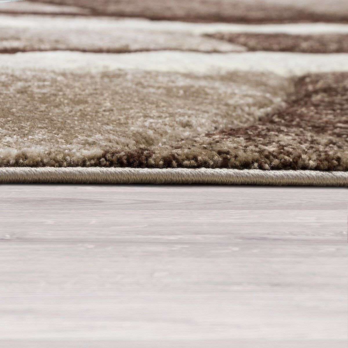 Tapis moderne pour salon au design abstrait