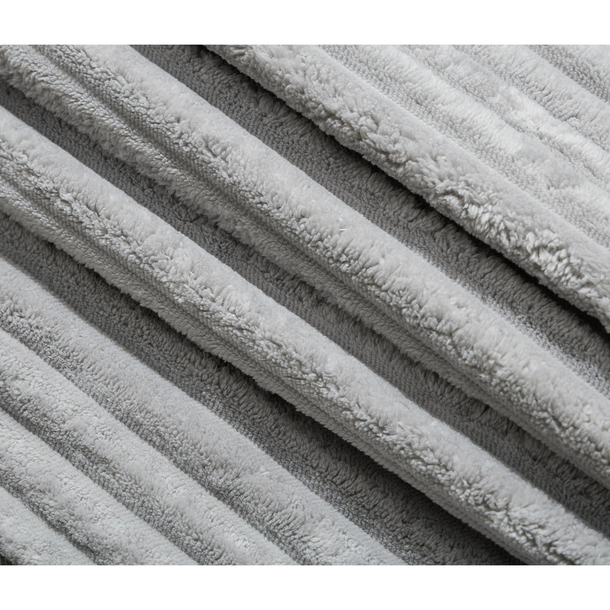 Canapé-lit Harmonia 109 W surdimensionné en velours côtelé, siège profond, double méridienne avec 4 oreillers