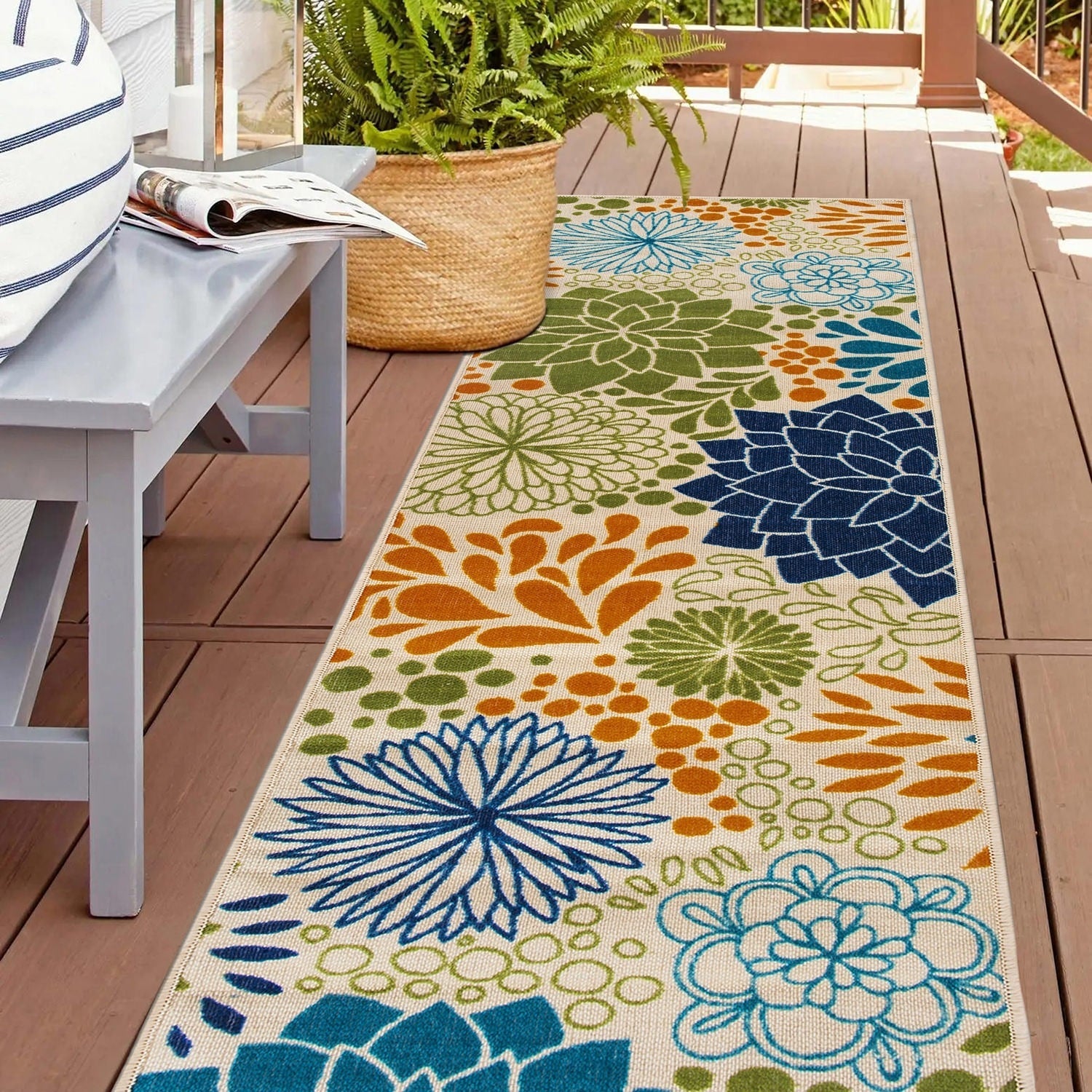 Tapis d'intérieur/extérieur tissé à plat à motifs floraux modernes