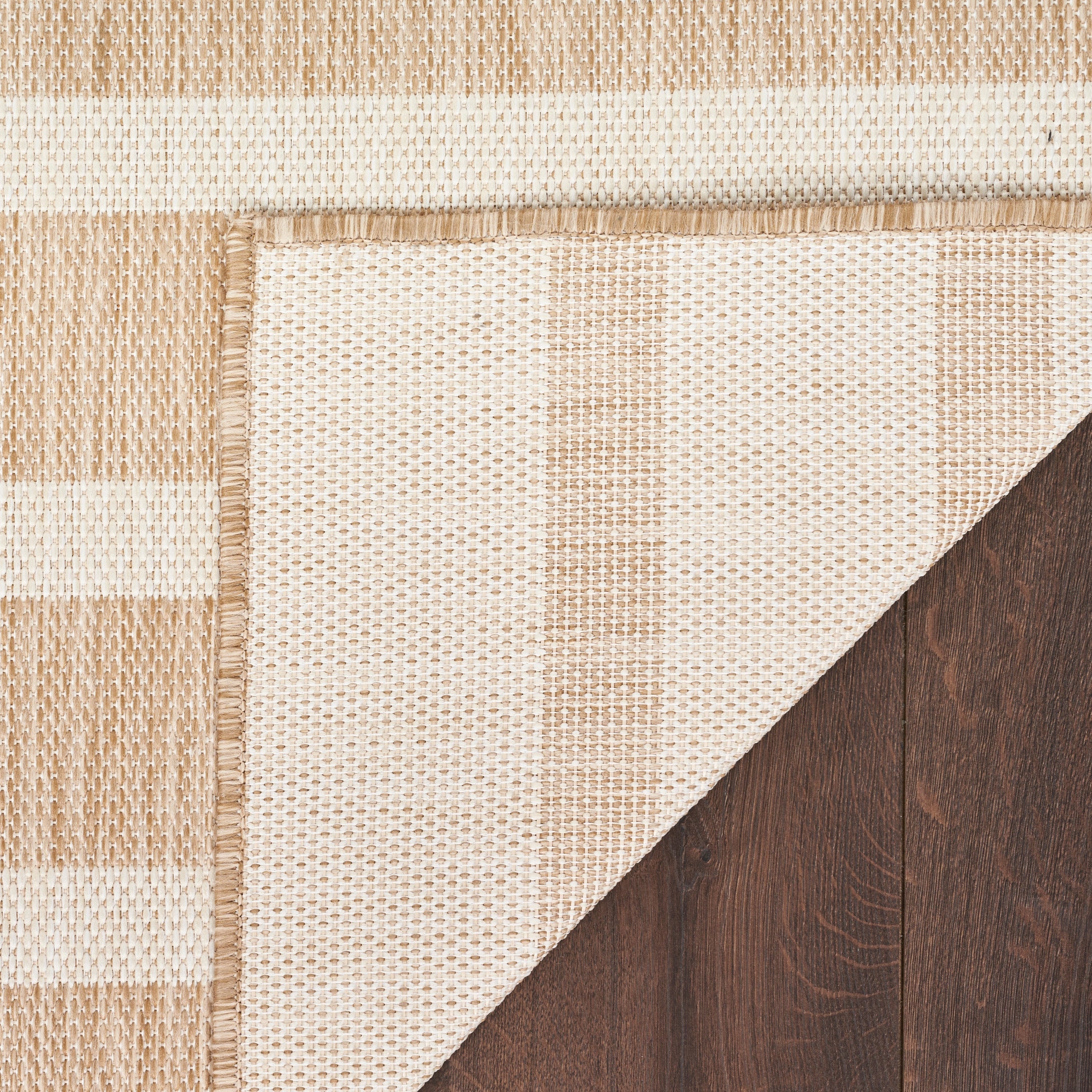 Tapis rayé intérieur/extérieur Nourison Selerno.