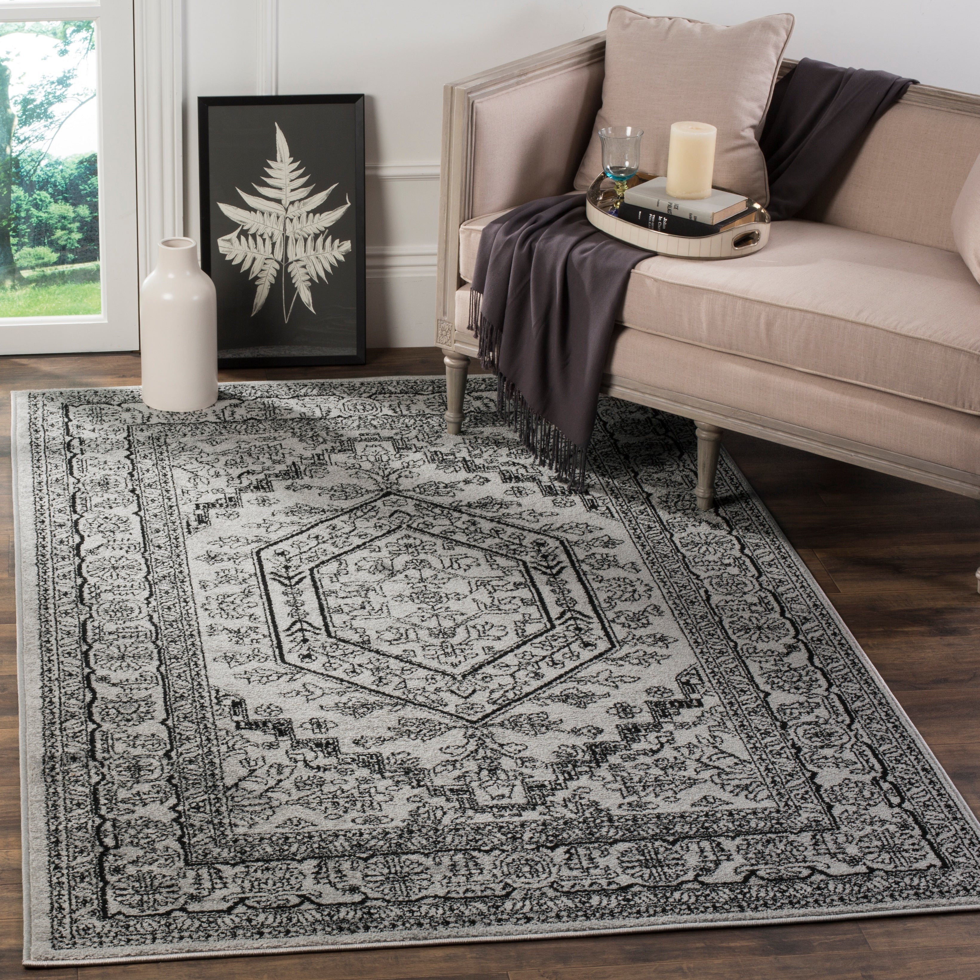 Tapis médaillon oriental rustique Adirondack Sian de SAFAVIEH