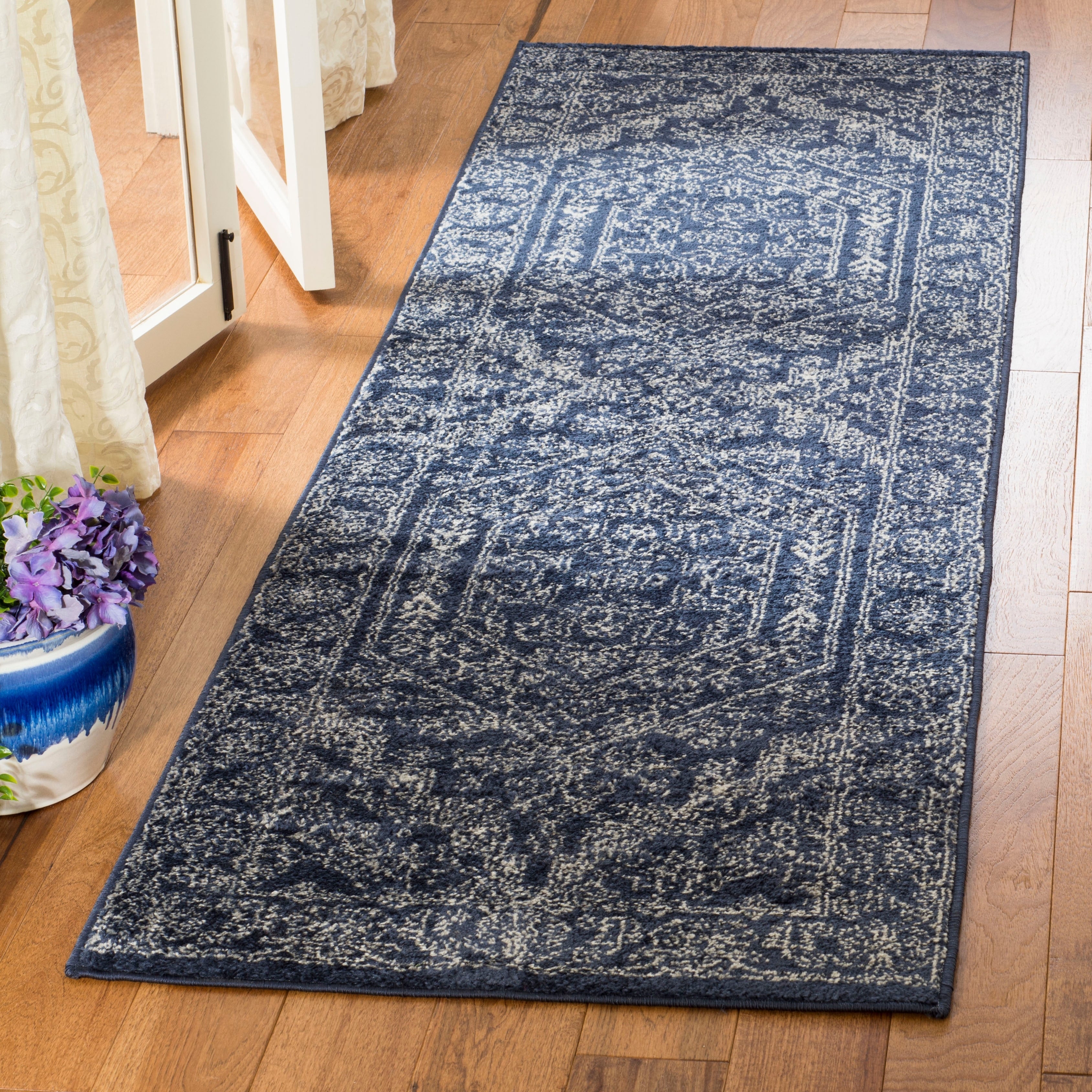 Tapis médaillon oriental rustique Adirondack Sian de SAFAVIEH